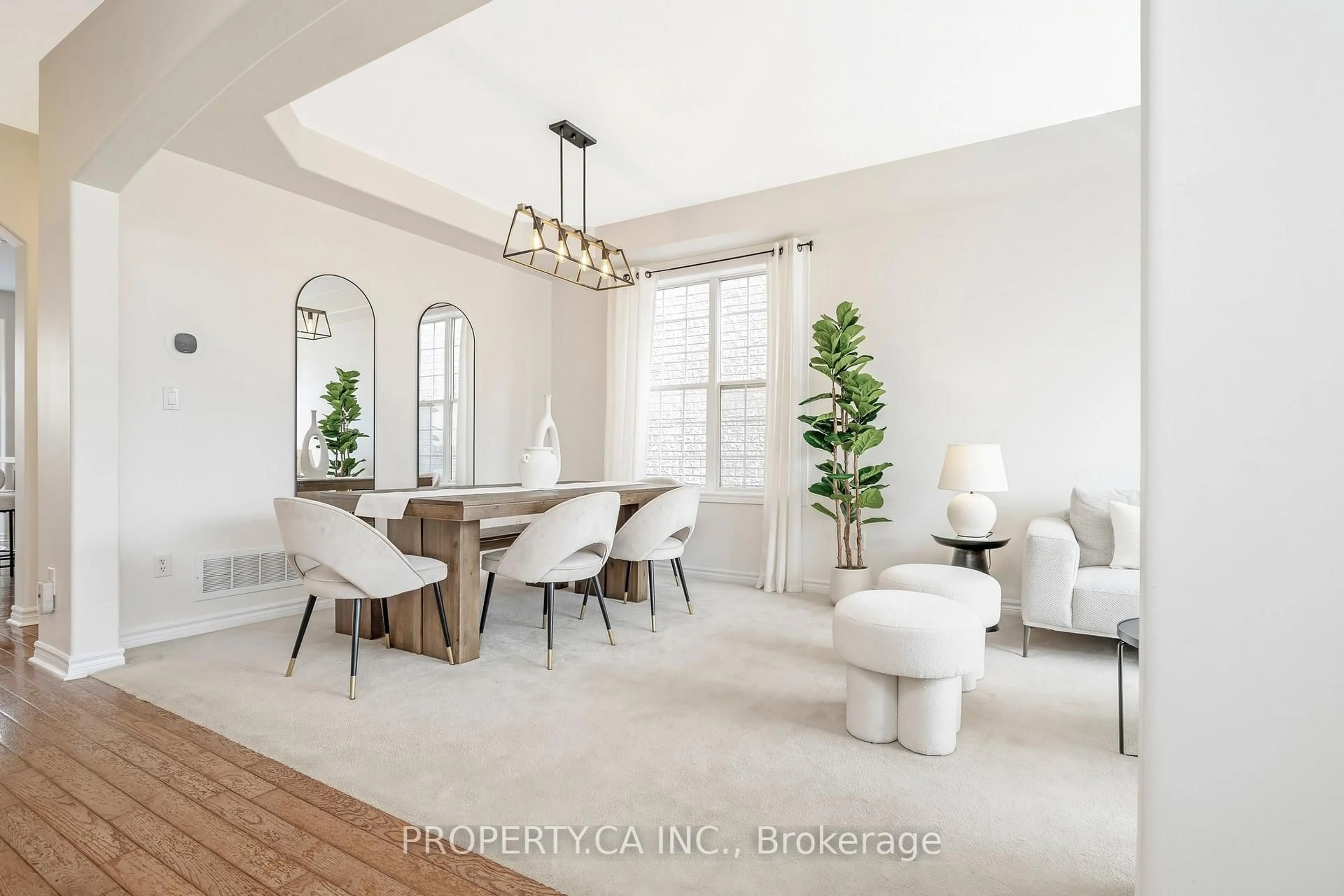 Dining room, unknown for 627 Fourth Line, Milton Ontario L9T 5V3