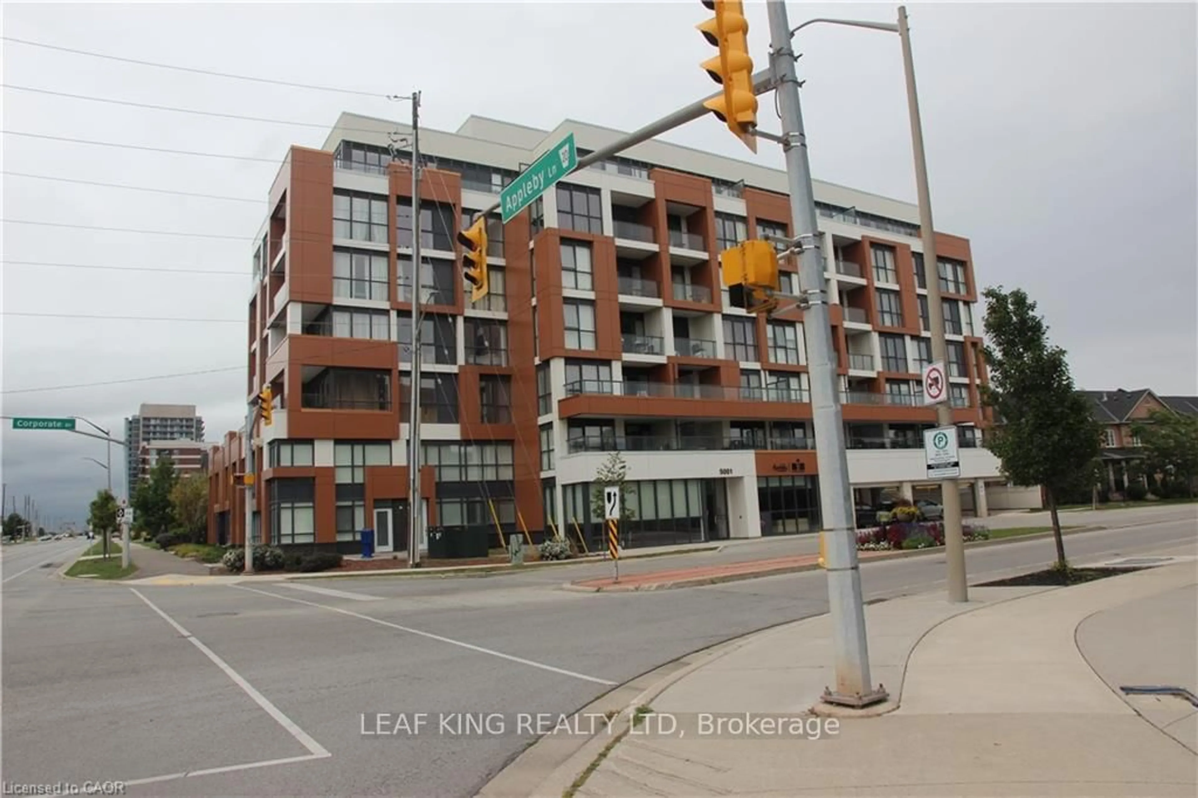 Unknown for 5001 Corporate Dr #704, Burlington Ontario L7L 0H5