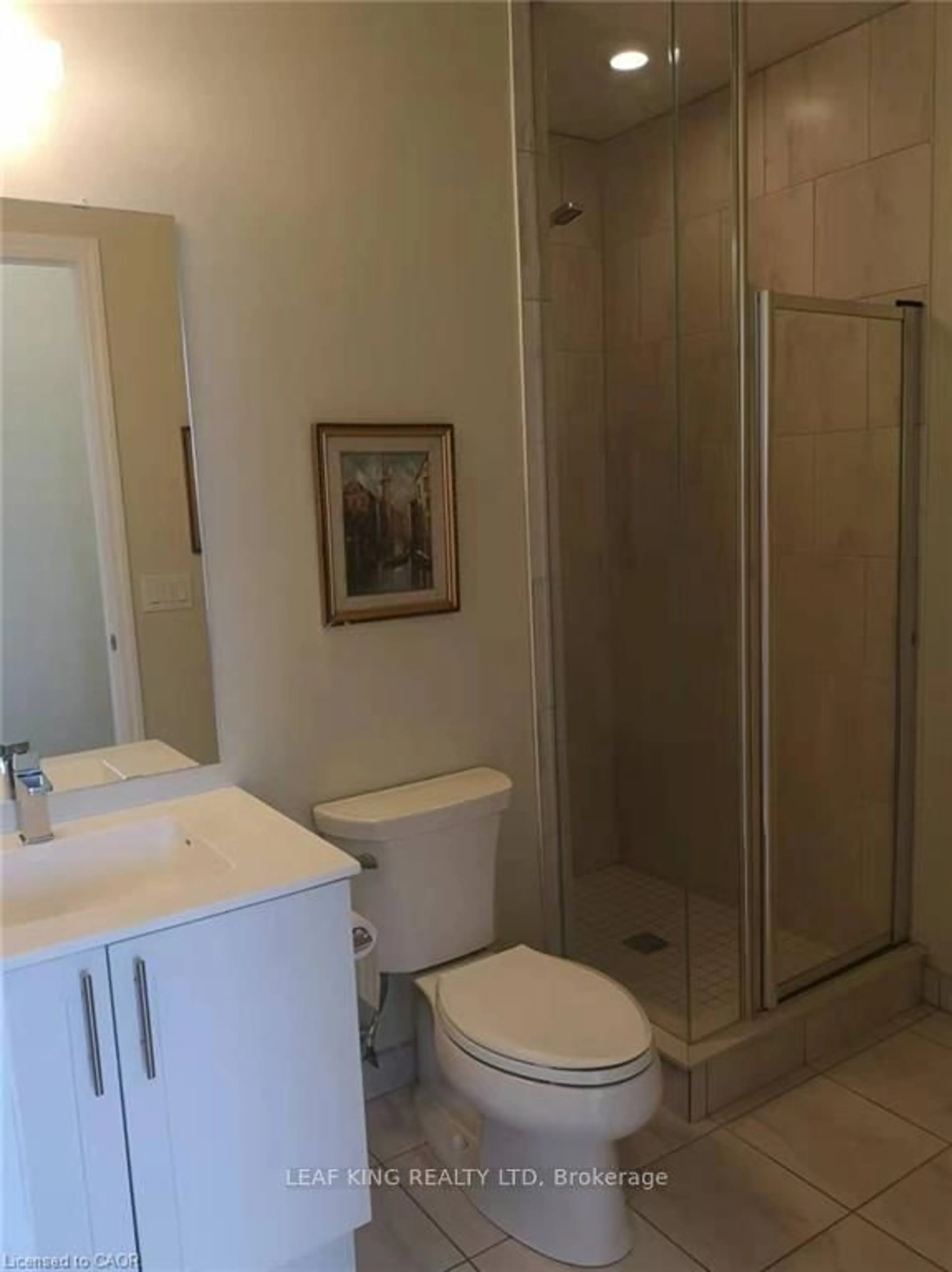 Standard bathroom, unknown for 5001 Corporate Dr #704, Burlington Ontario L7L 0H5