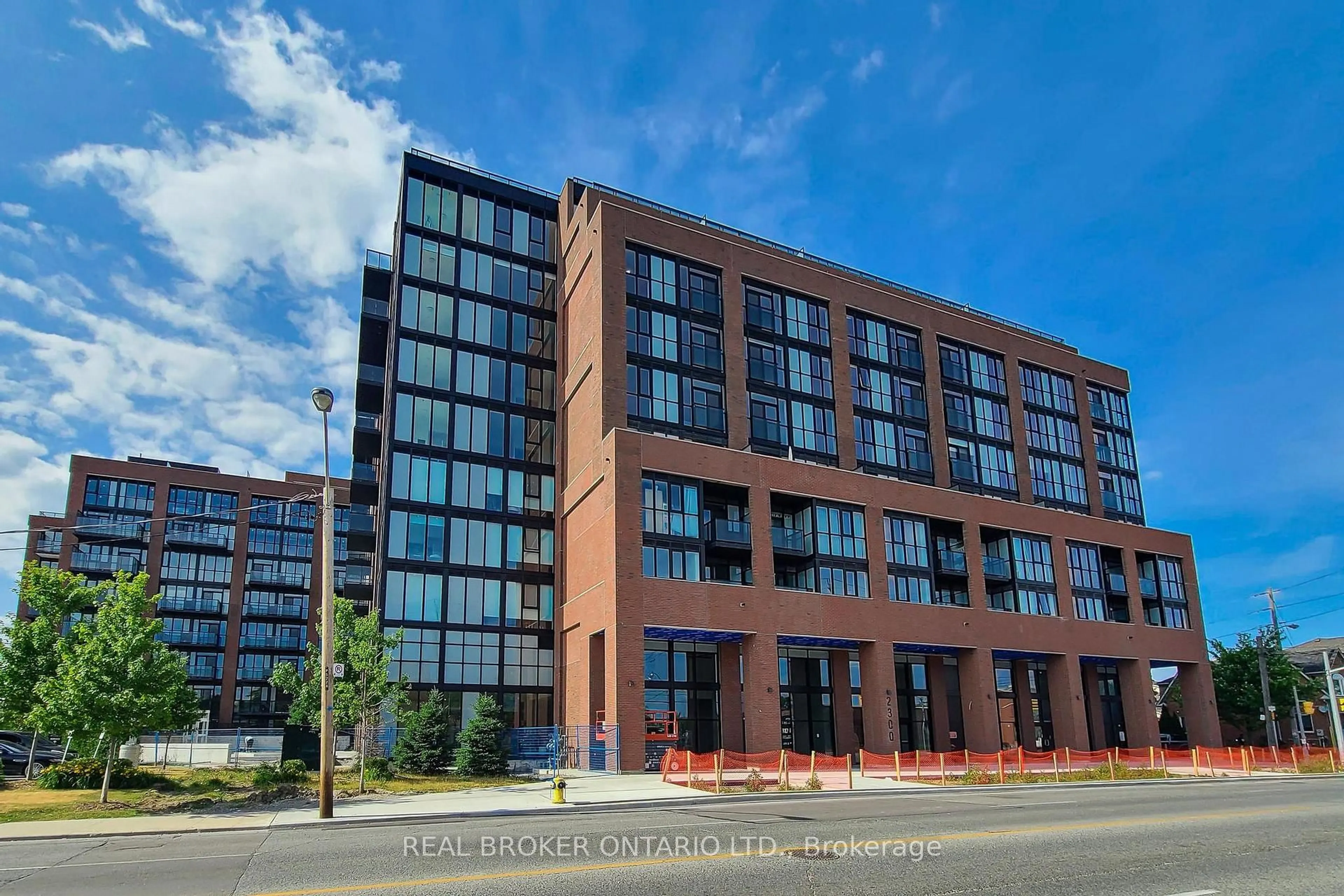 Home with brick exterior material, building for 2300 St Clair Ave #915, Toronto Ontario M6N 0B3