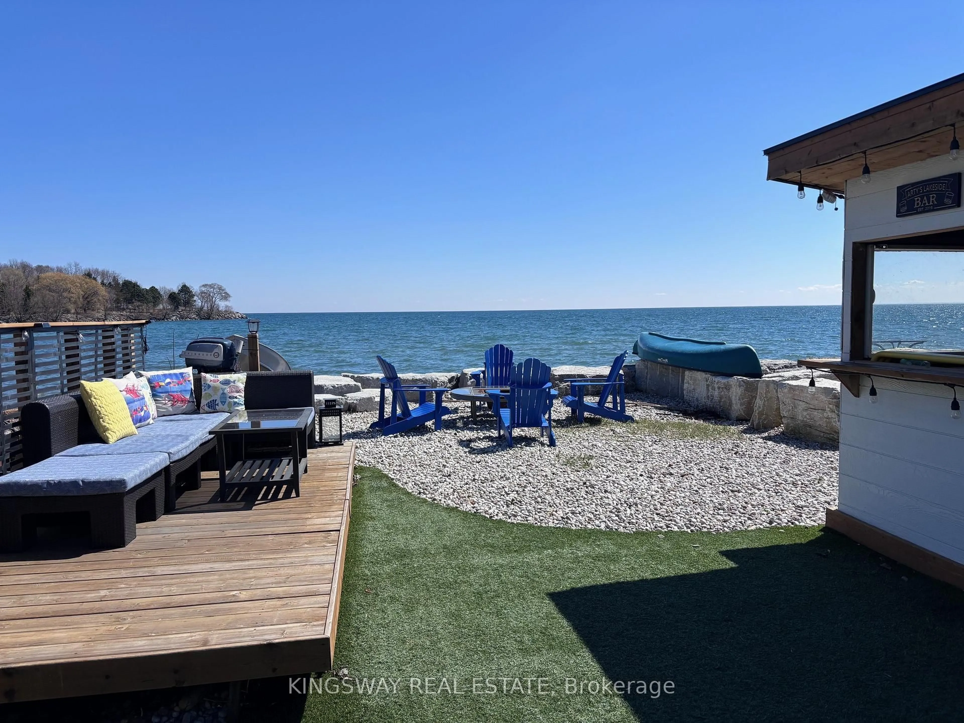 Patio, water/lake/river/ocean view for 510 RICHEY Cres, Mississauga Ontario L5G 1N4