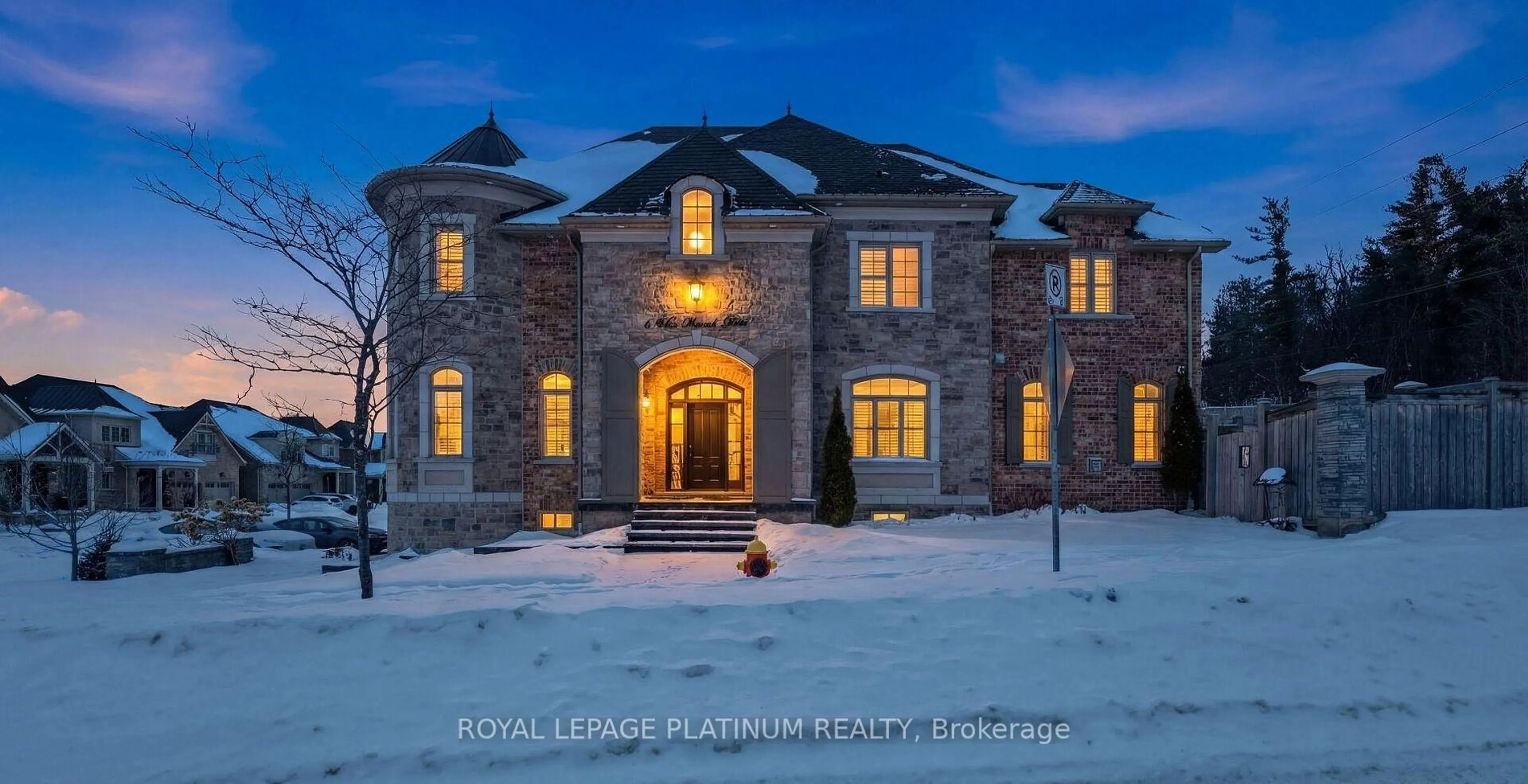 Home with brick exterior material, unknown for 6 West Branch Dr, Halton Hills Ontario L7G 0J6