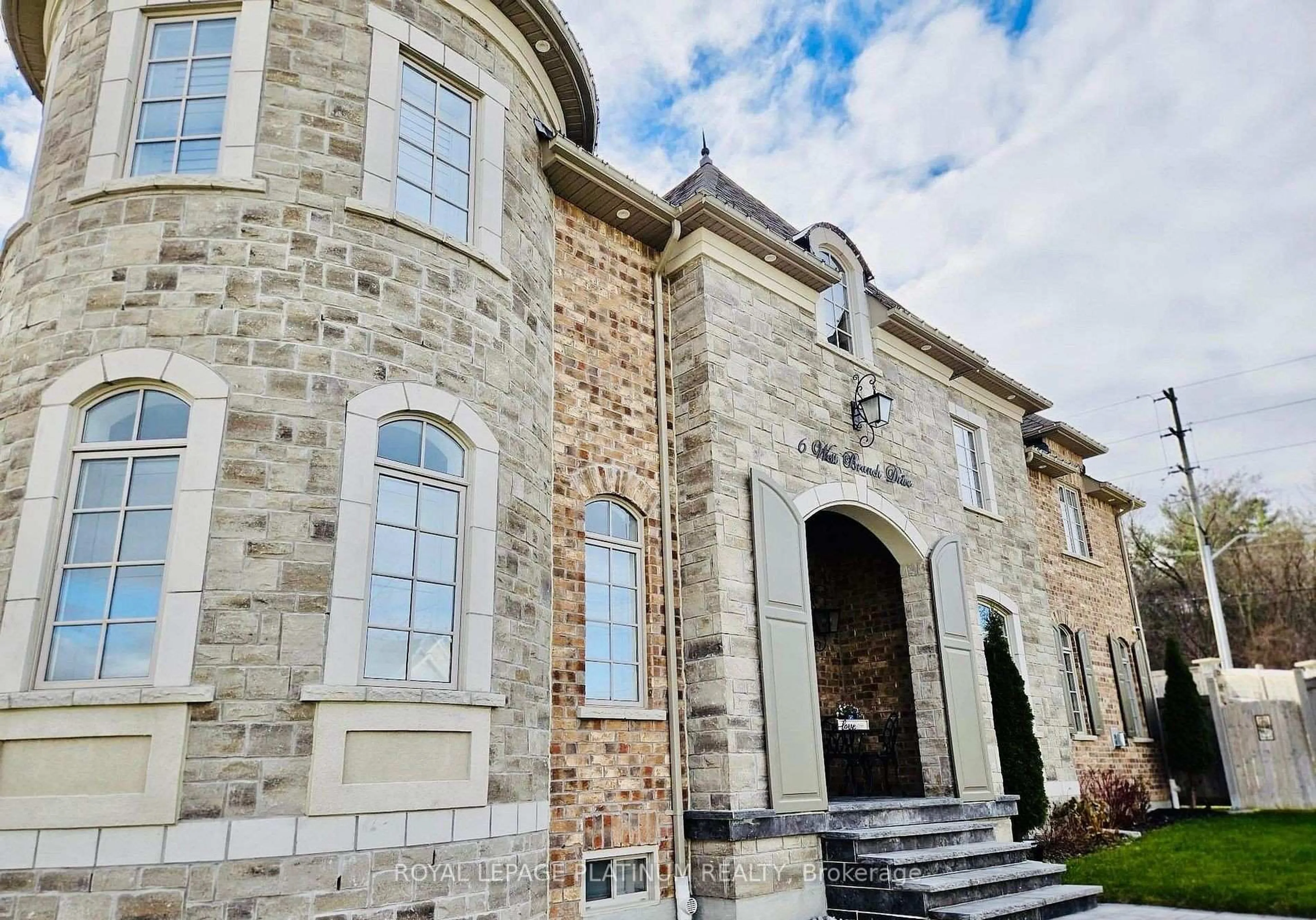 Home with brick exterior material, building for 6 West Branch Dr, Halton Hills Ontario L7G 0J6