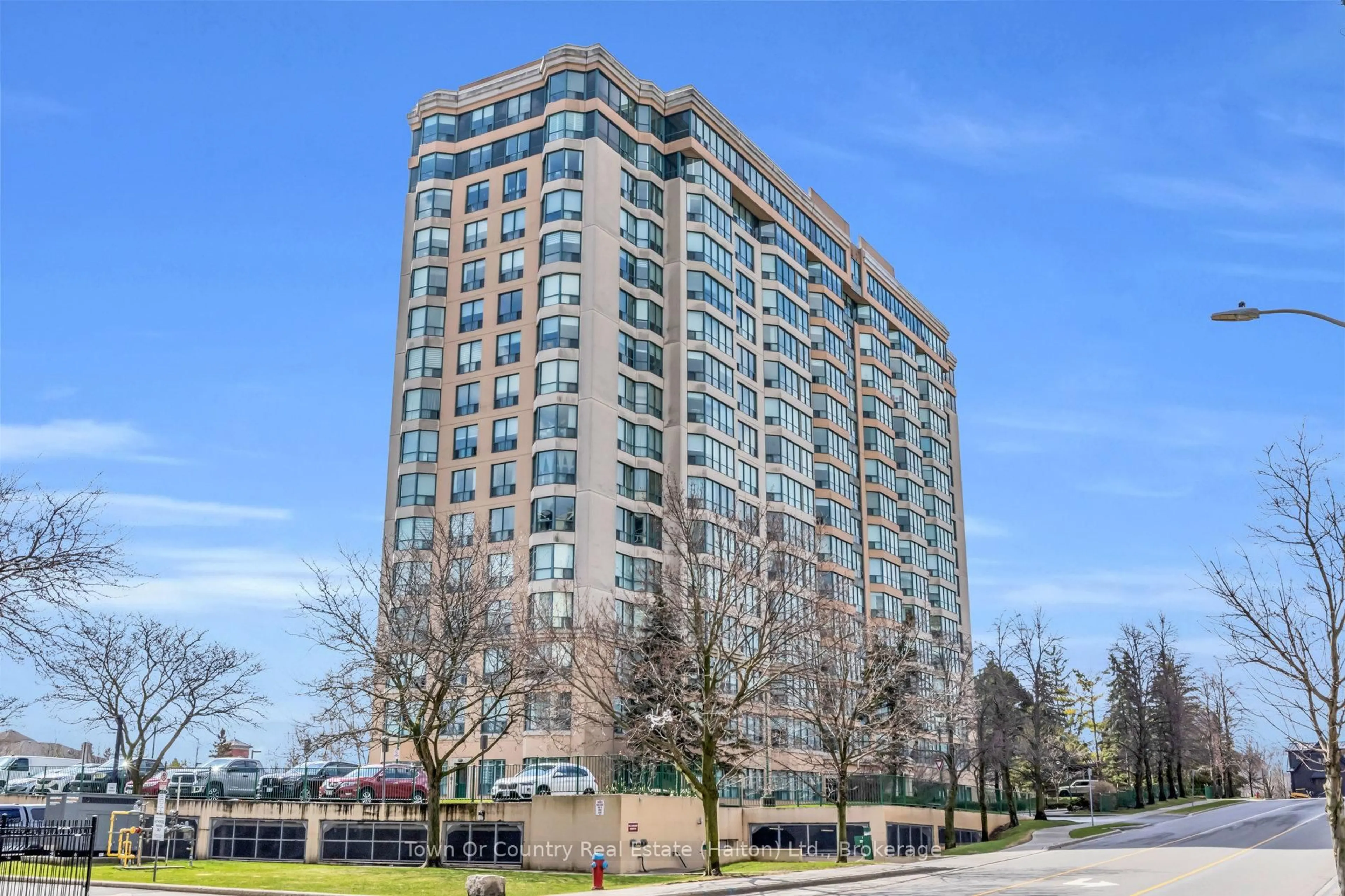 Unknown for 100 Millside Dr #509, Milton Ontario L9T 5E2