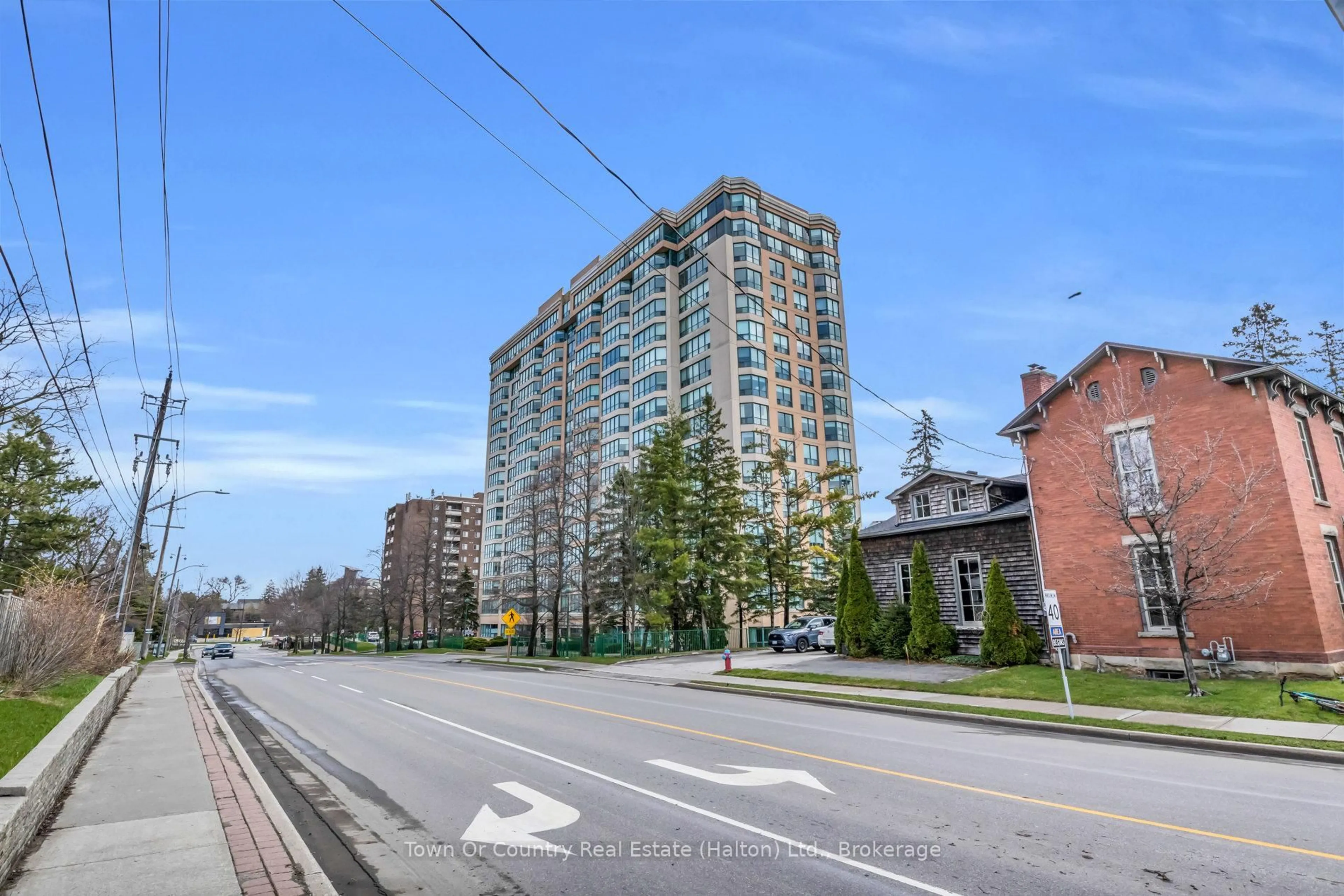 Unknown for 100 Millside Dr #509, Milton Ontario L9T 5E2