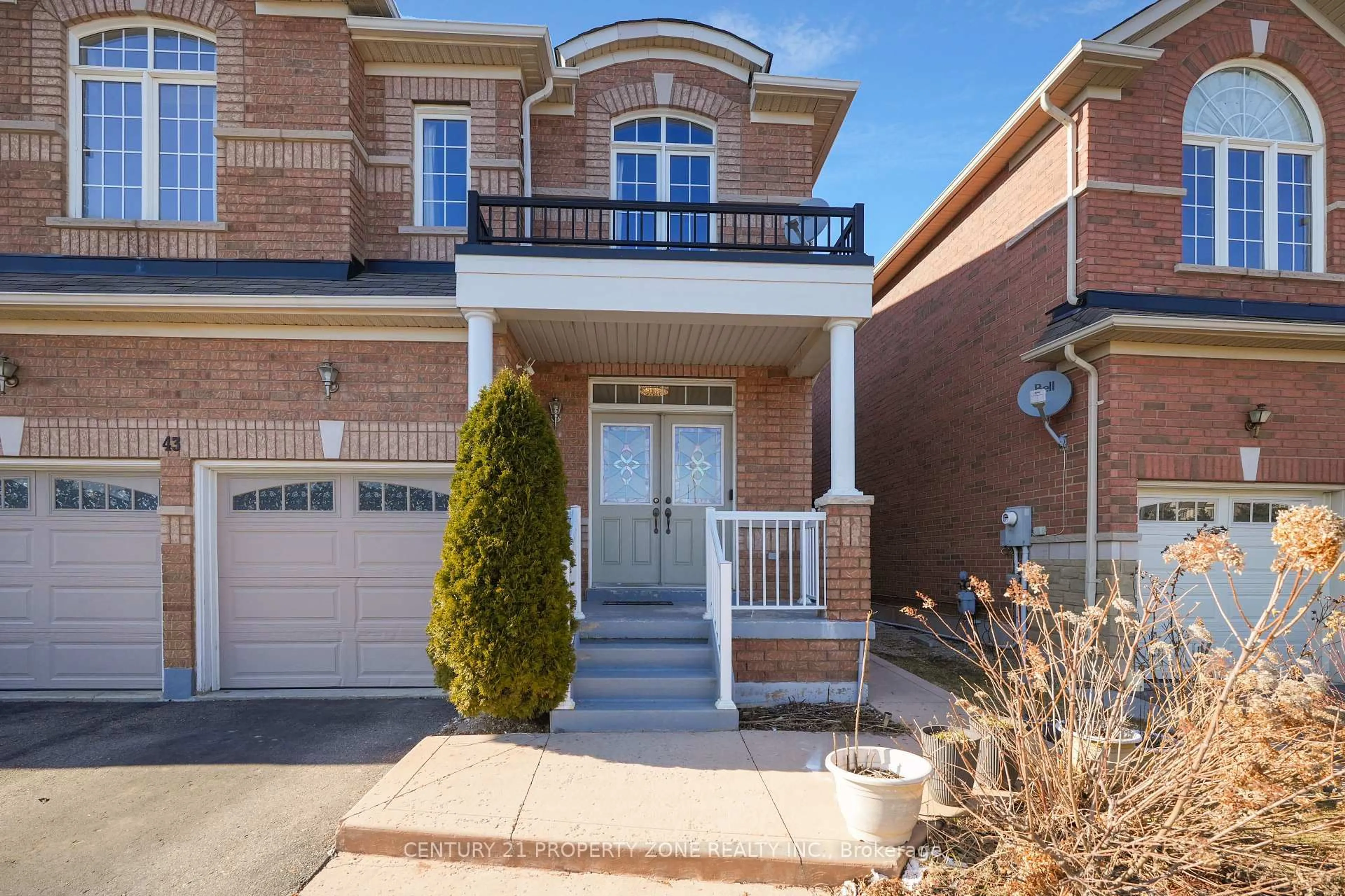 Home with brick exterior material, street for 43 Alice Springs Cres, Brampton Ontario L6X 0R7