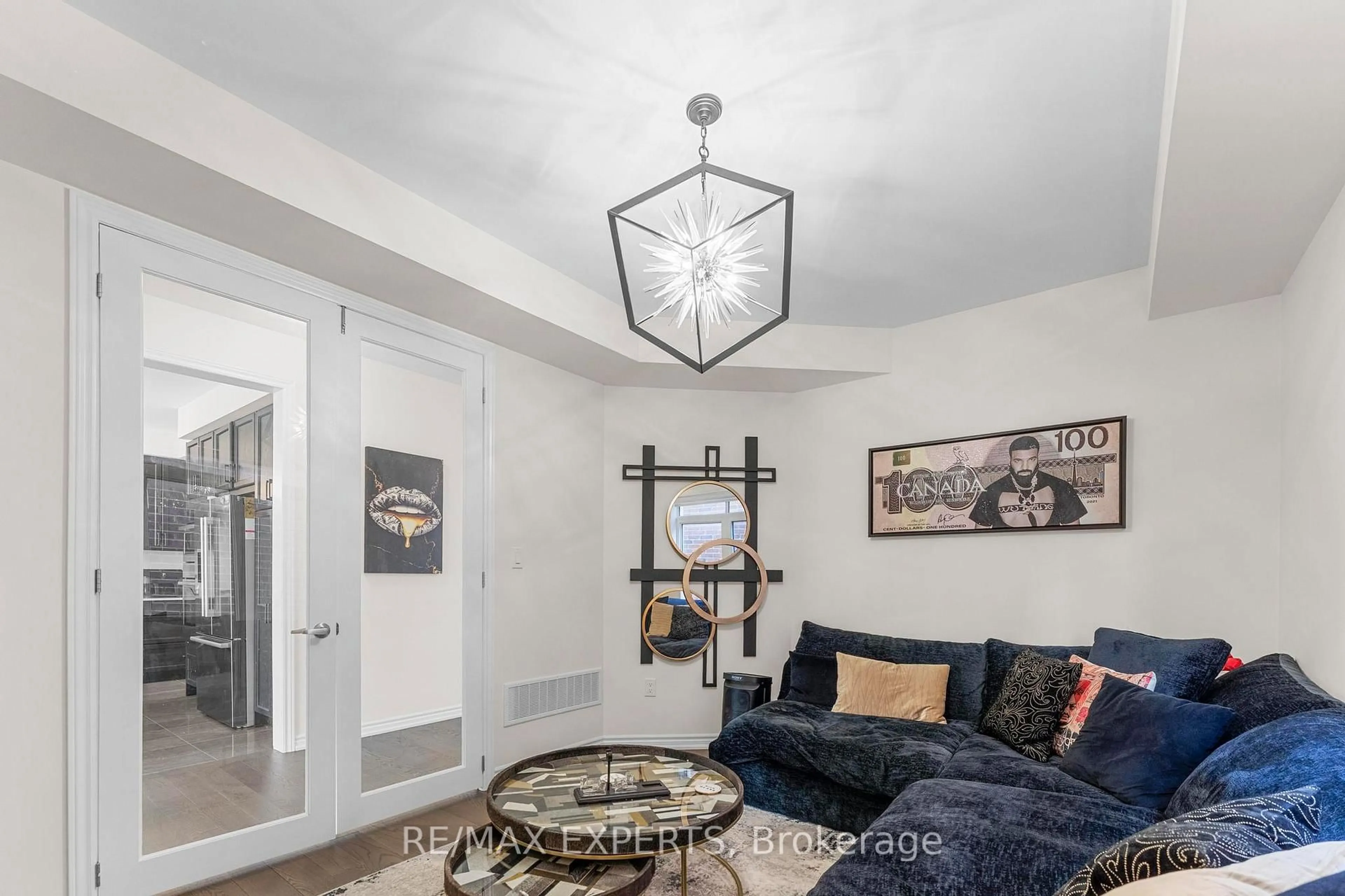 Living room with furniture, unknown for 572 Queen Mary Dr, Brampton Ontario L7A 4Y6