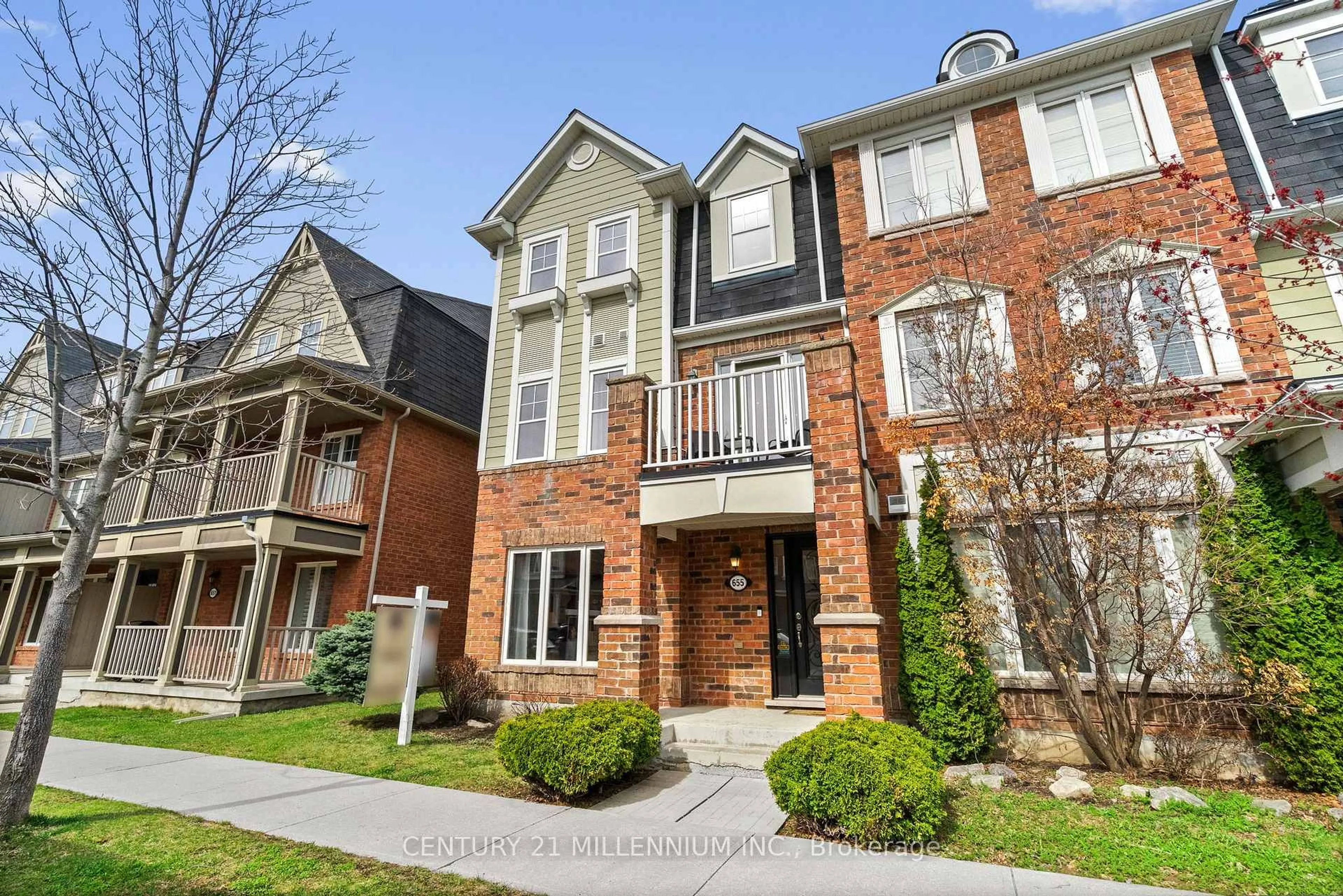 Home with brick exterior material, street for 655 Cargill Path, Milton Ontario L9T 0G3