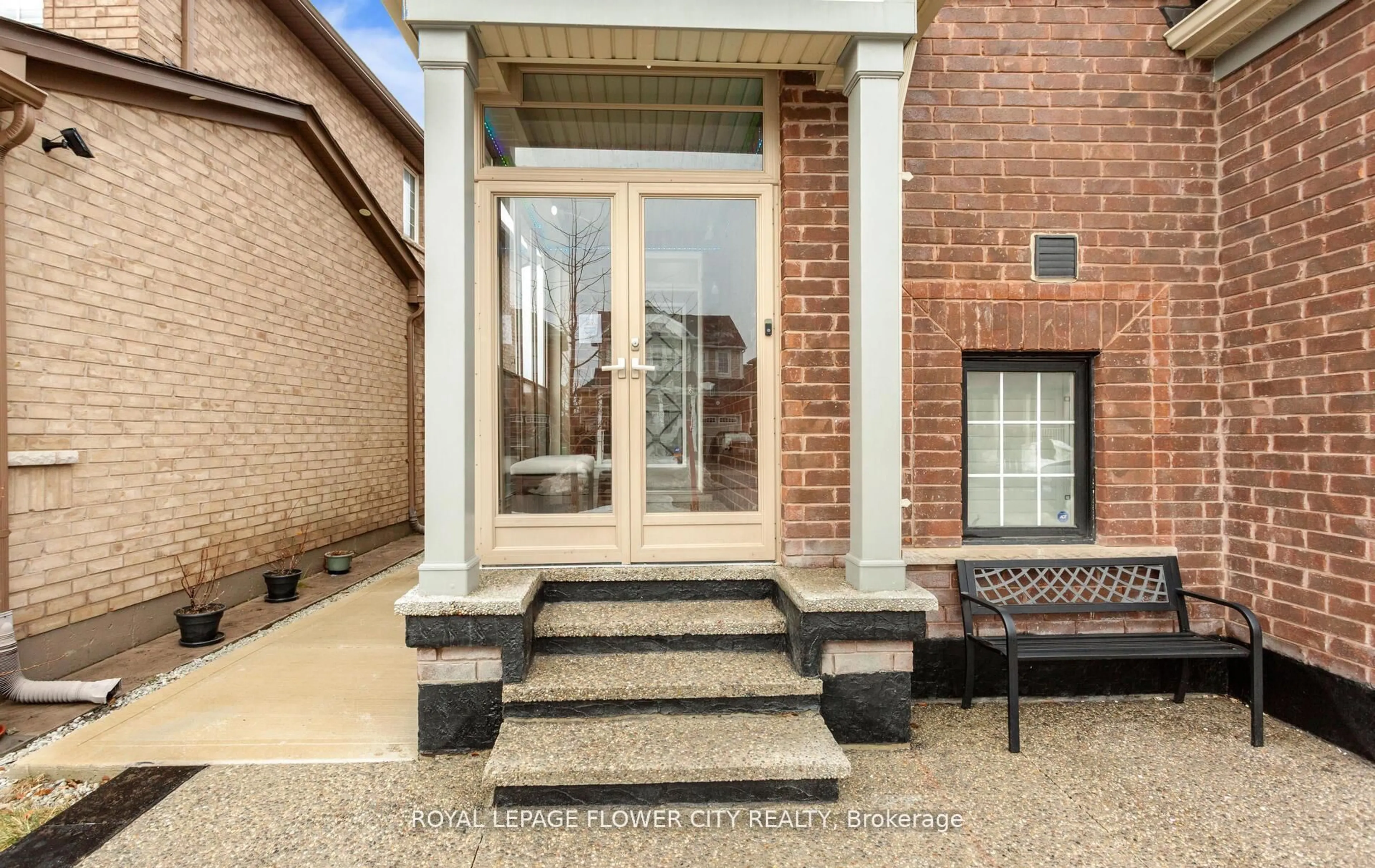 Unknown for 21 Arkwright Dr, Brampton Ontario L7A 0V2