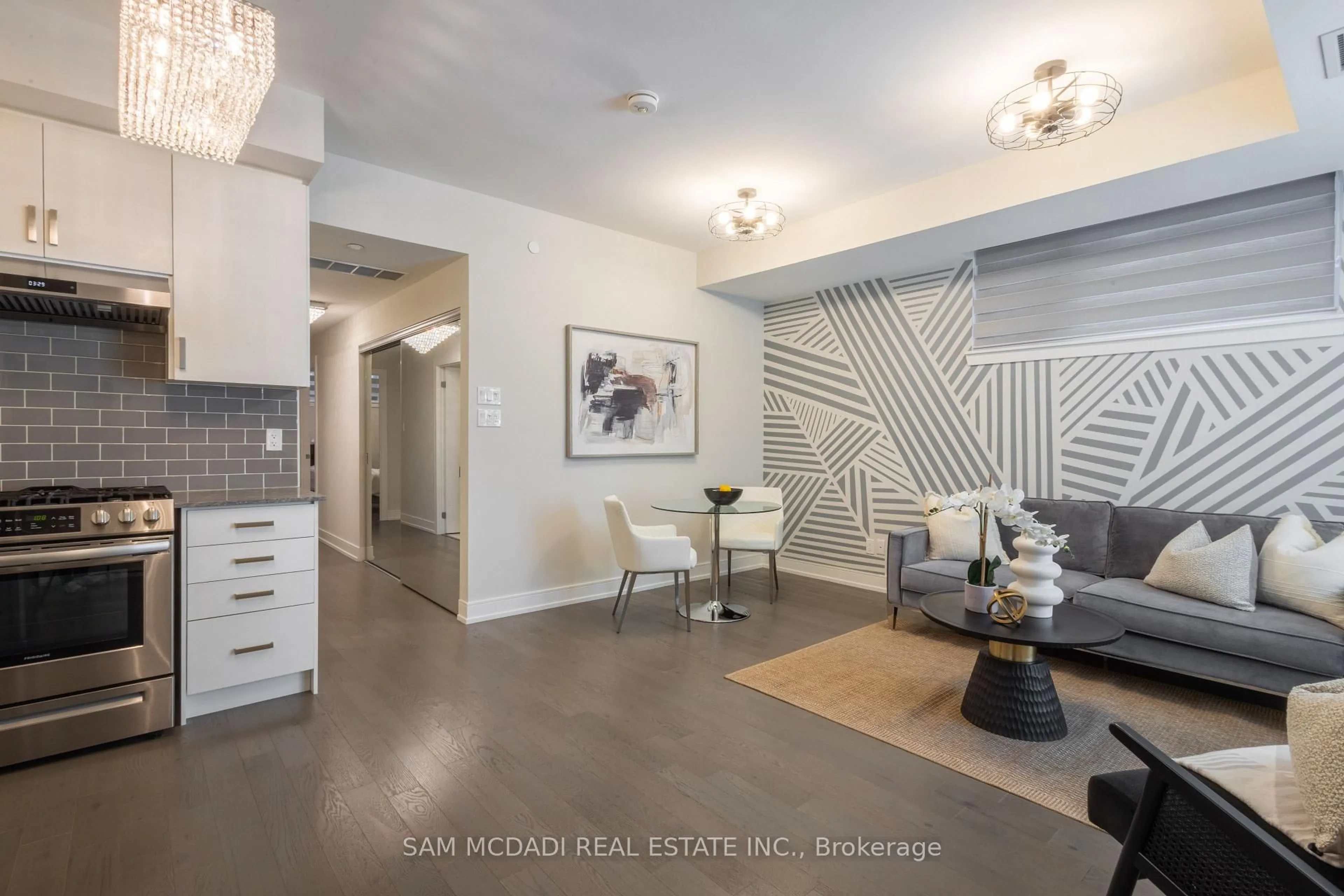 Unknown for 670 Atwater Ave #1, Mississauga Ontario L5G 0B6