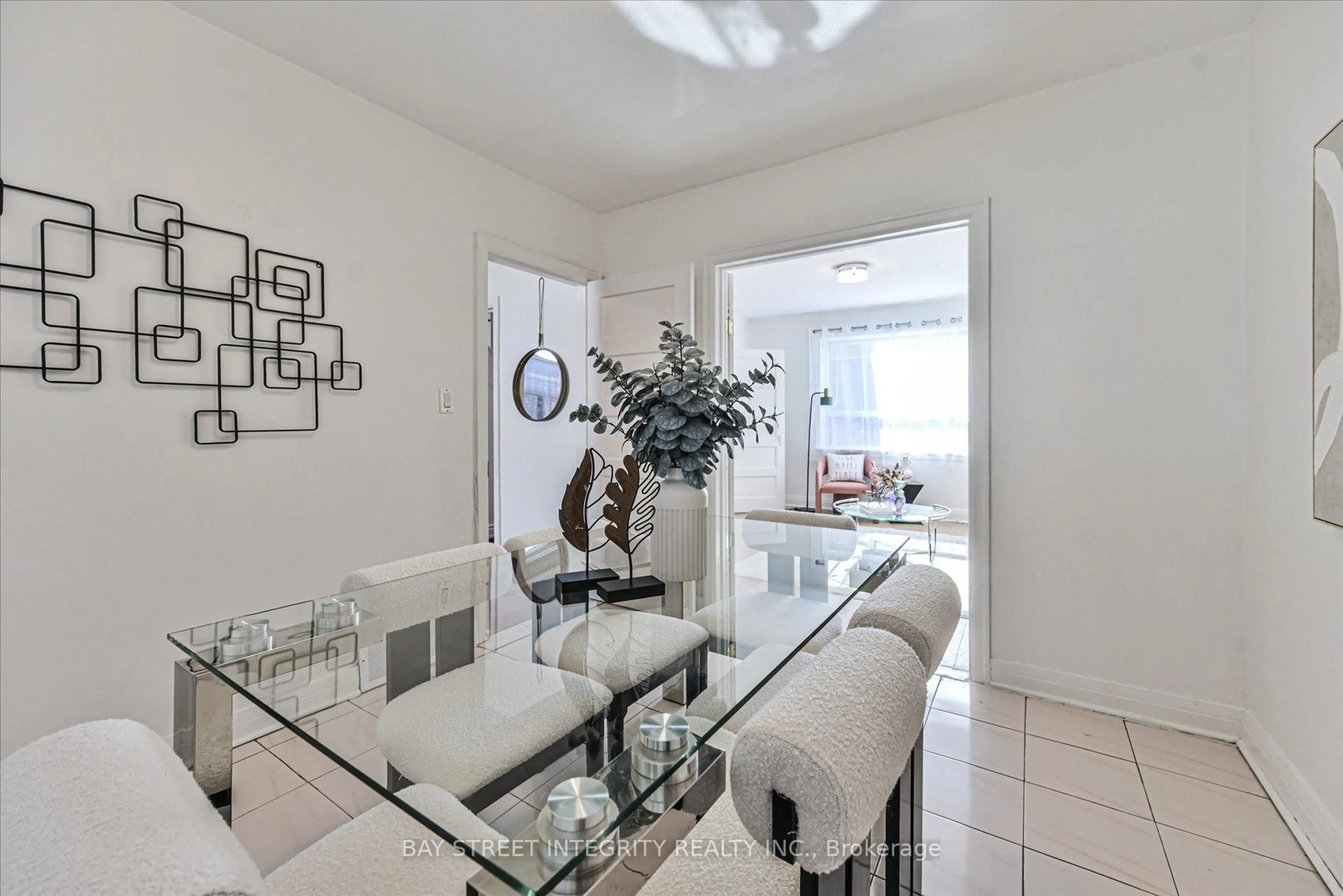 Dining room, ceramic/tile floor for 5 Regent St, Toronto Ontario M6N 3N6