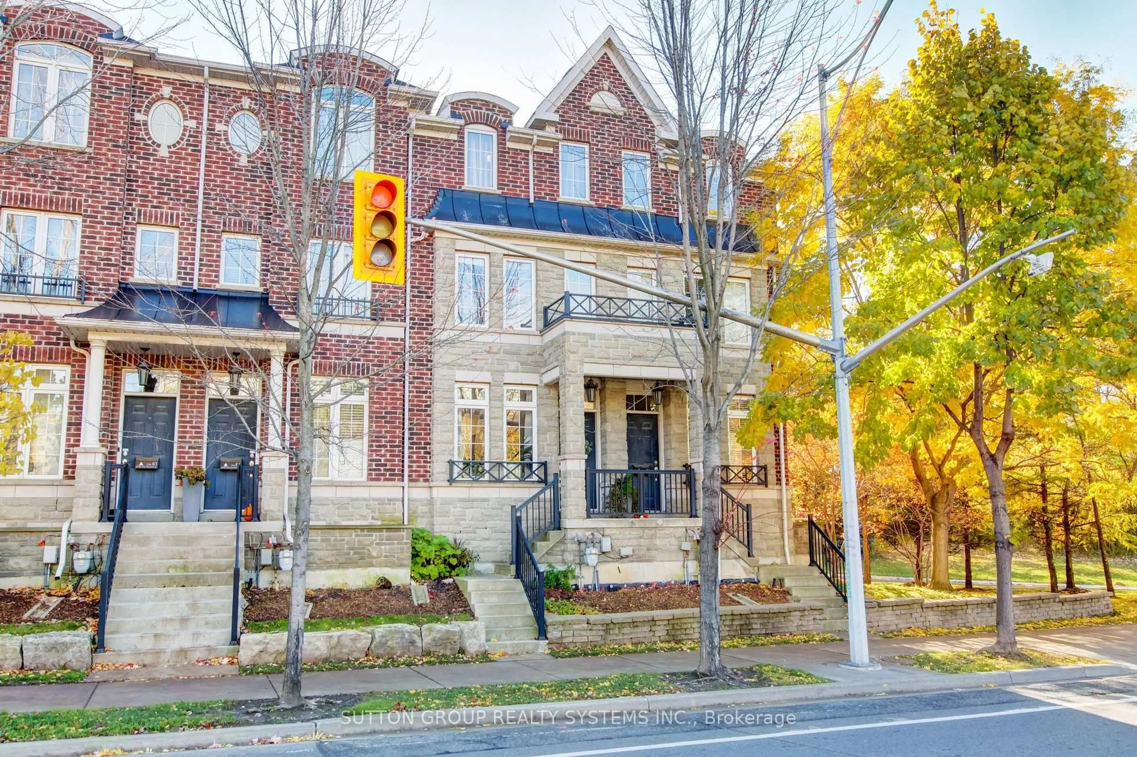 Home with brick exterior material, street for 119b The Queensway #85, Toronto Ontario M6S 5B7