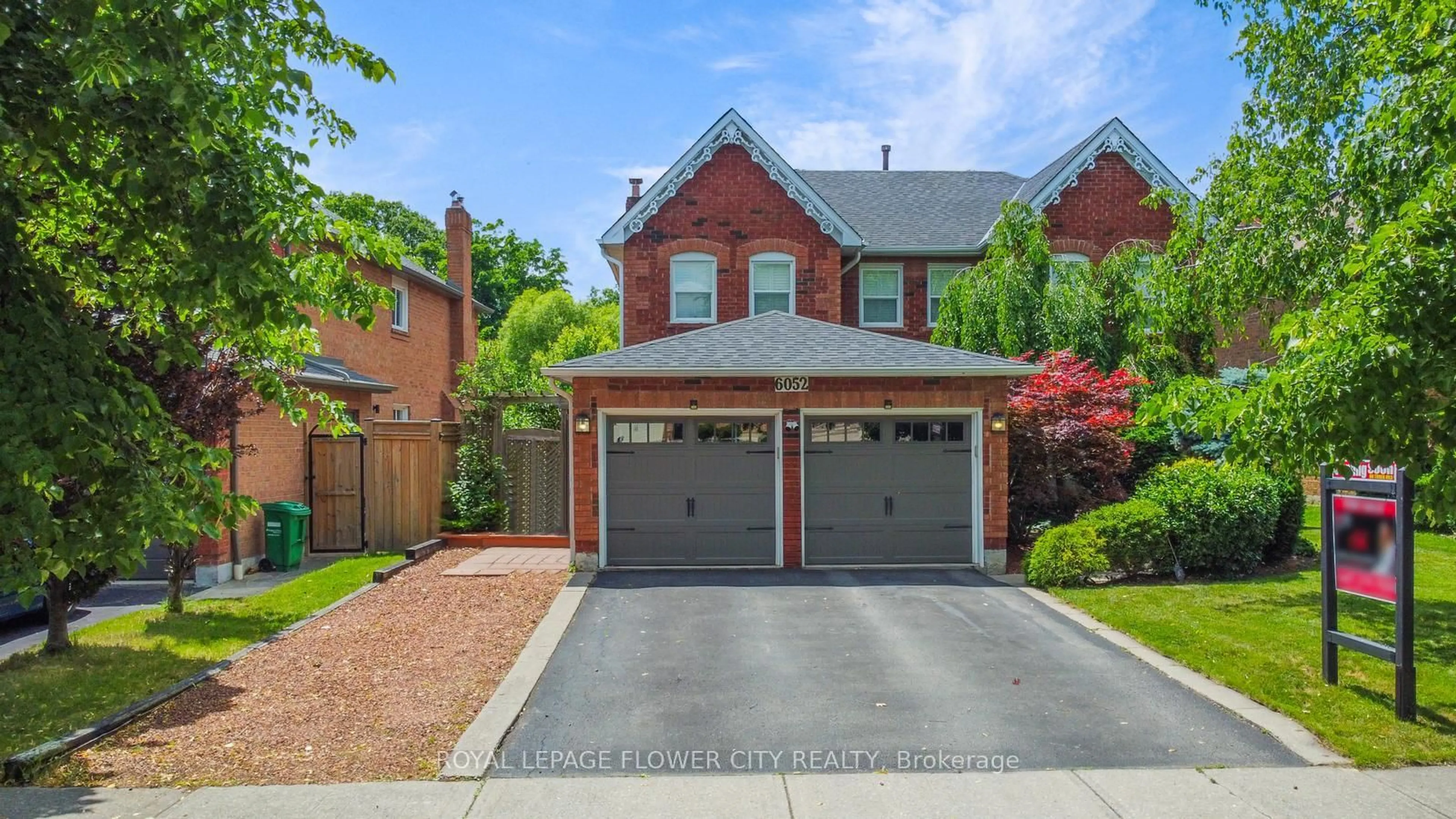 Home with brick exterior material, street for 6052 St. Ives Way, Mississauga Ontario L5N 4M1