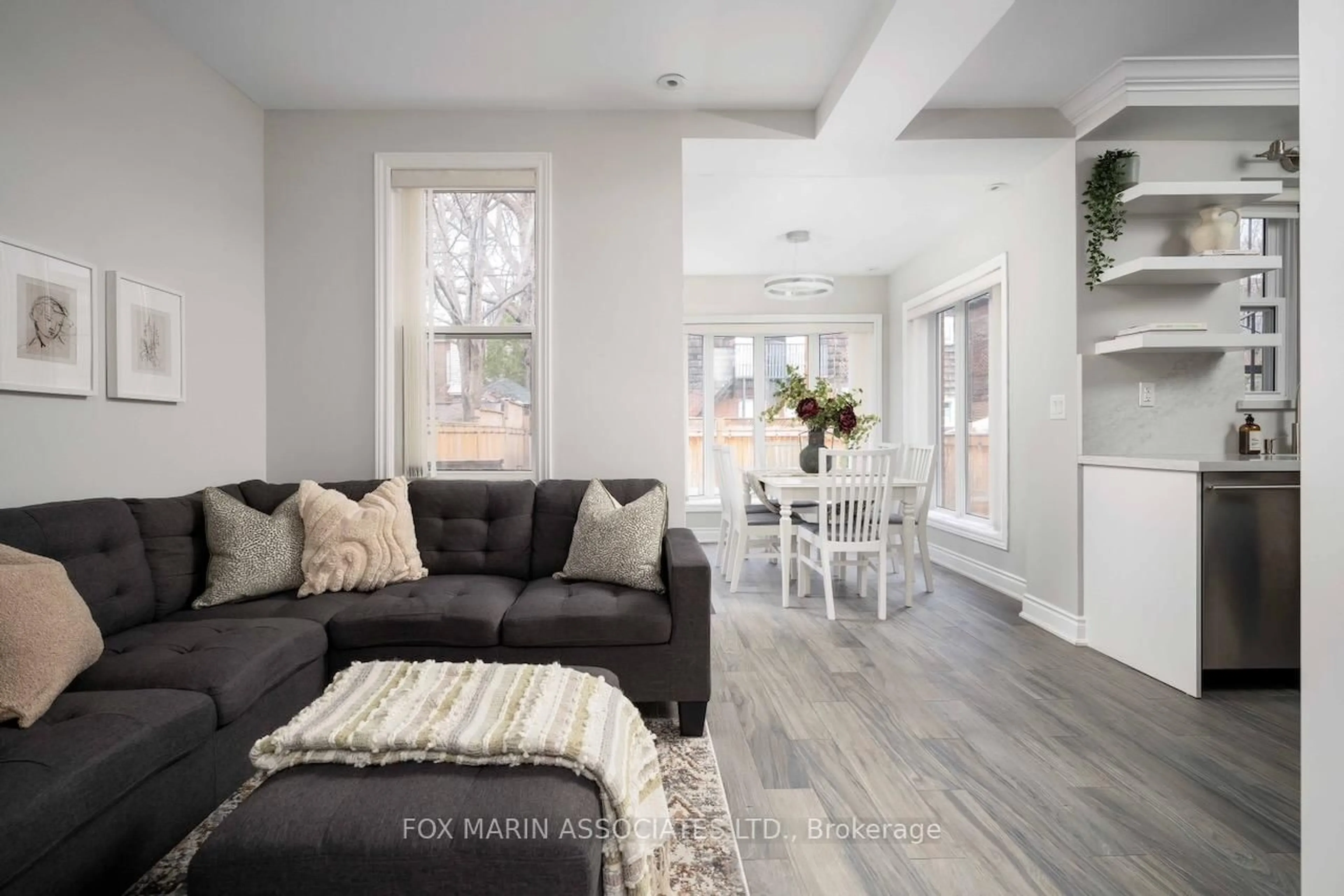 Living room with furniture, unknown for 8 Springhurst Ave, Toronto Ontario M6K 1A9