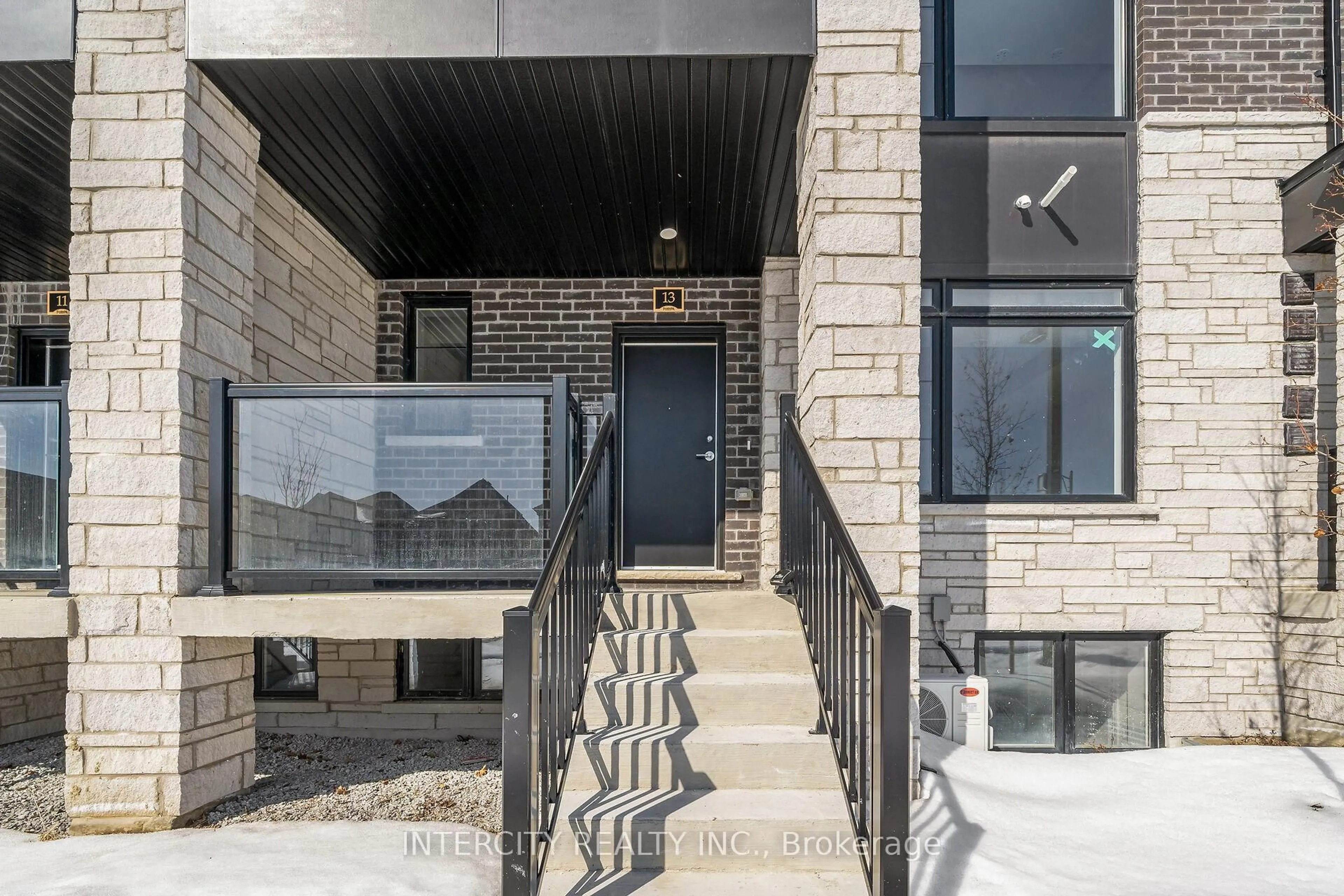 Unknown for 13 Vibrant Way #37F, Caledon Ontario L7C 1Z9