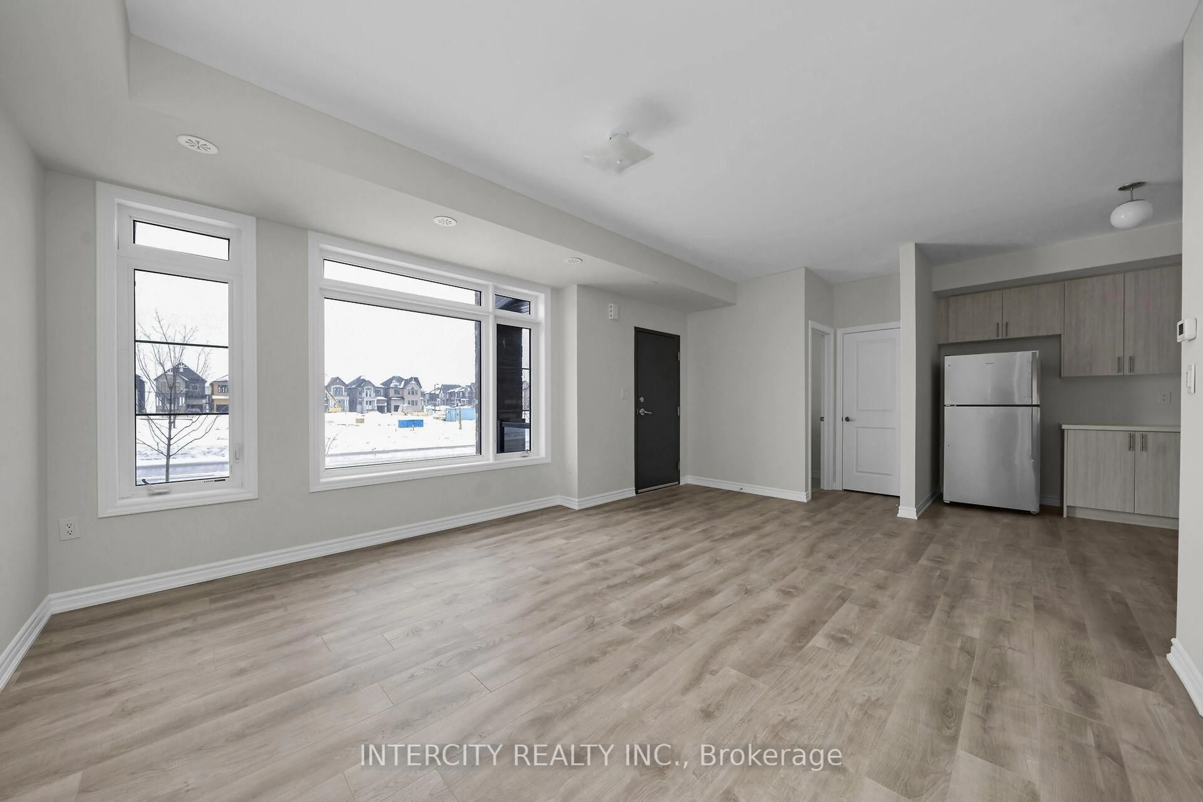 A pic of a room for 555 Tim Manley Ave #10z, Caledon Ontario L7C 1Z9