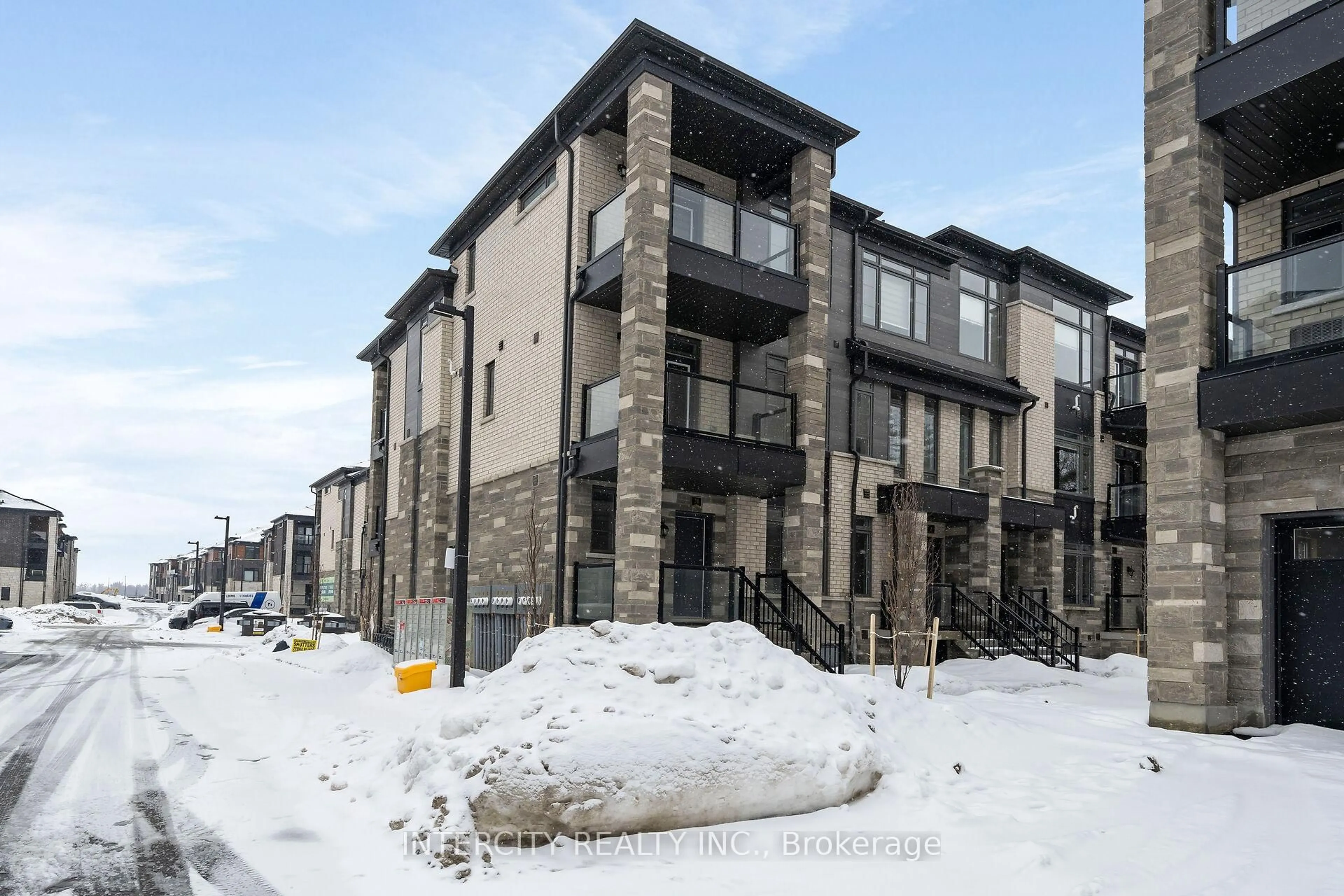 Unknown for 24 Savvy Lane #34Z, Caledon Ontario L7C 1Z9