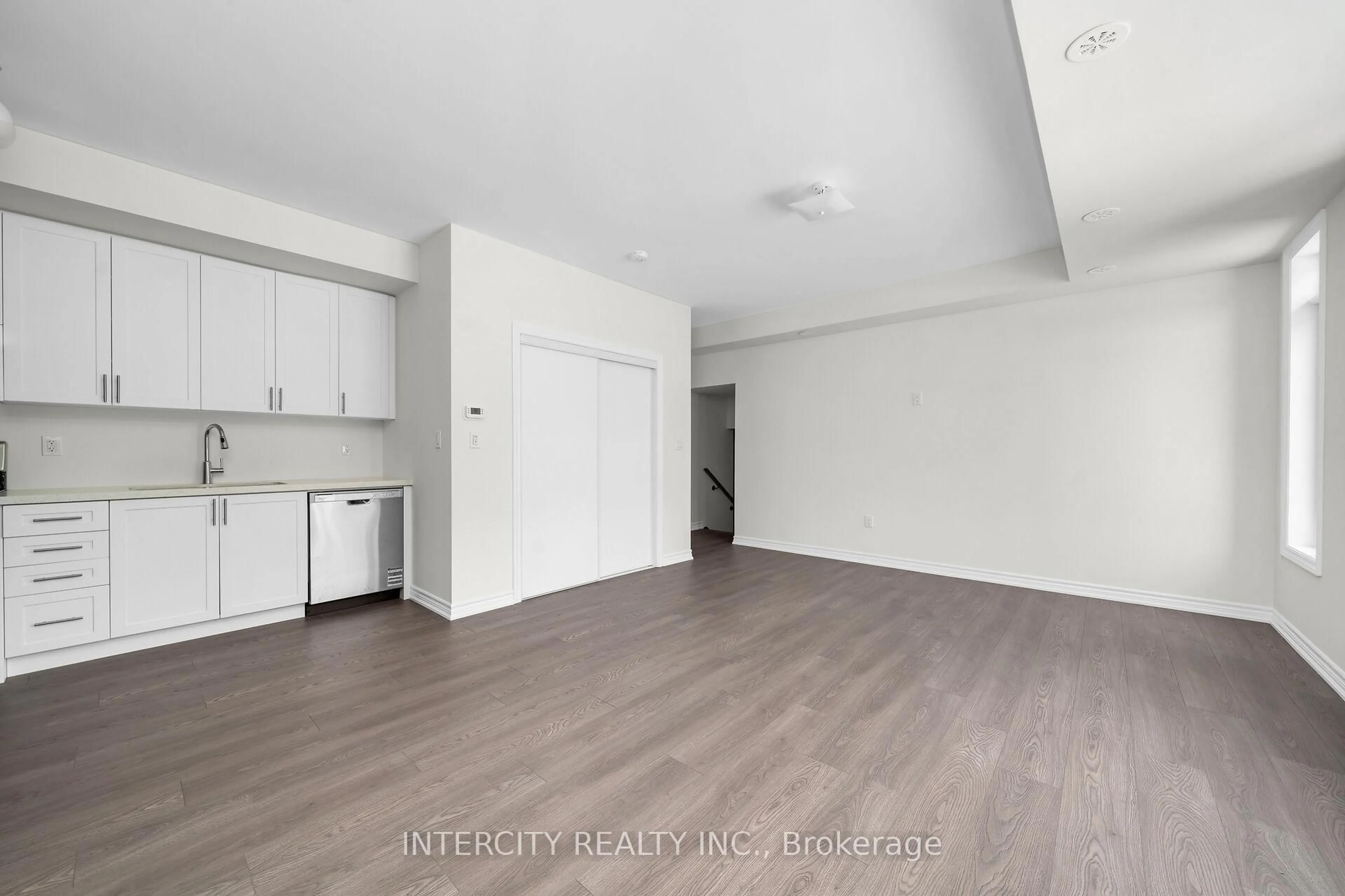 A pic of a room for 168 Petch Ave #55Z, Caledon Ontario L7C 1Z9