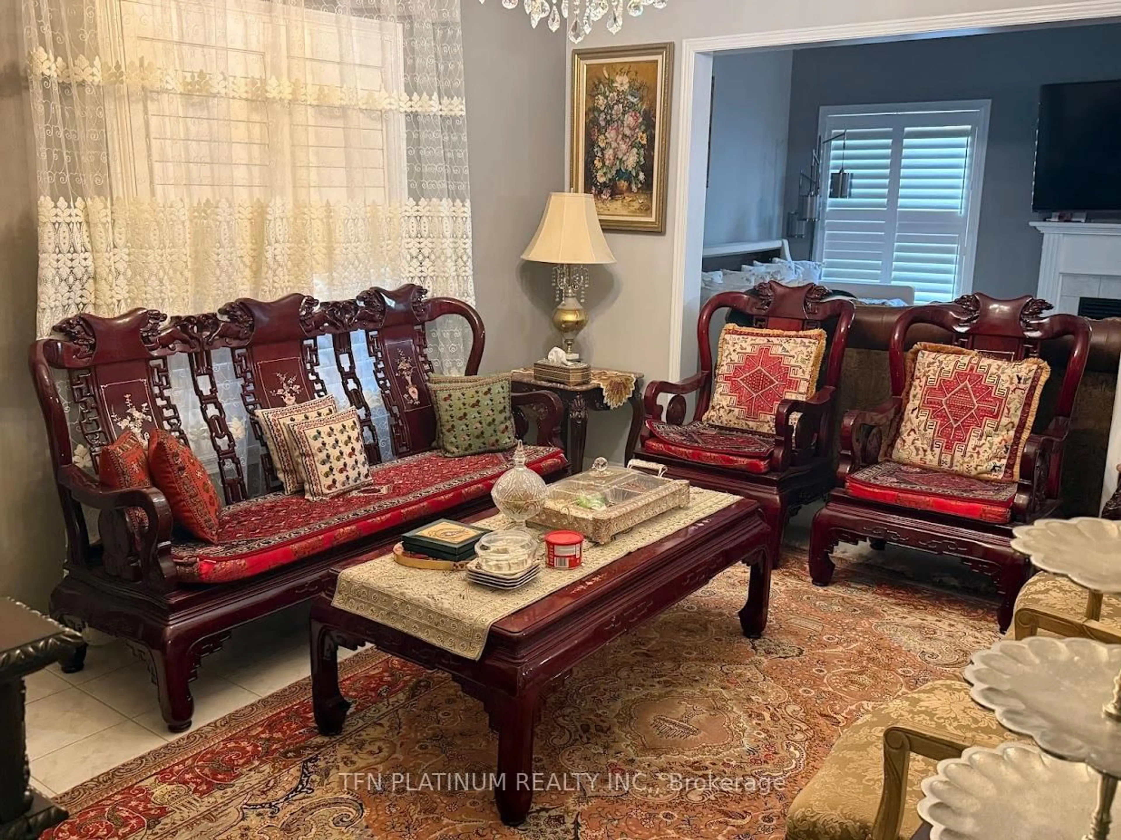 Living room with furniture, unknown for 3 Beckenham Rd, Brampton Ontario L6P 2L7