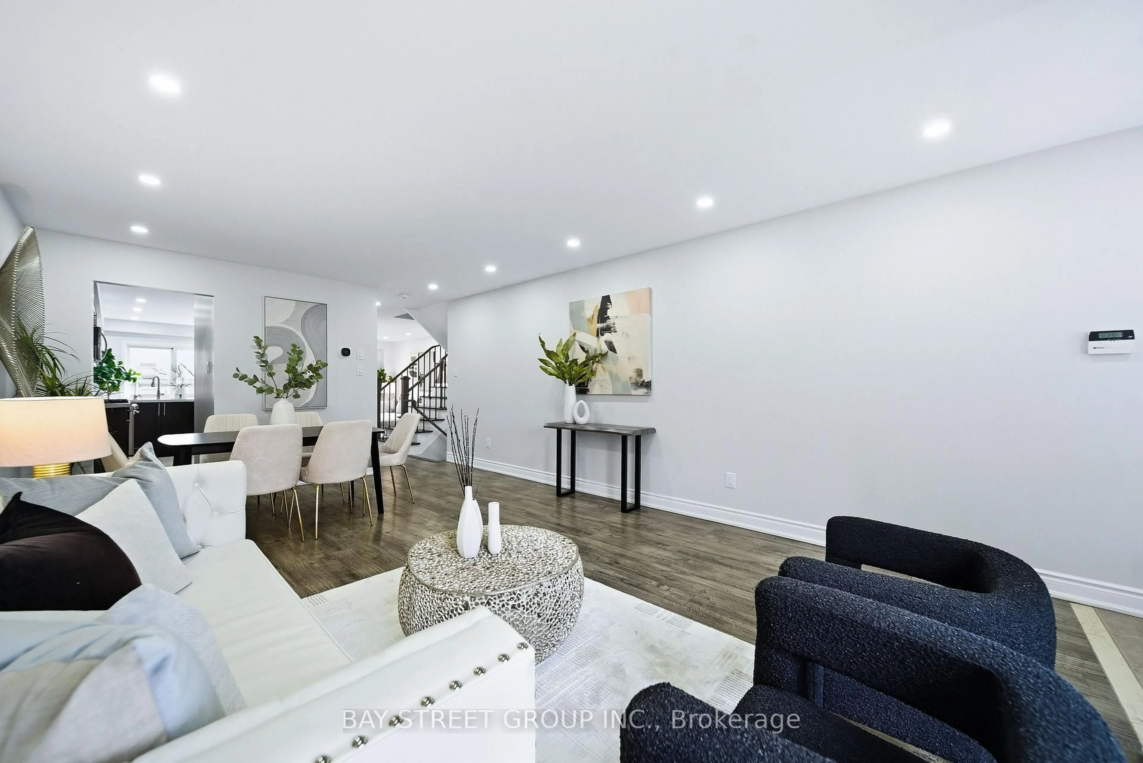 Living room with furniture, unknown for 48 HEARTLEAF Cres, Brampton Ontario L7A 2B7