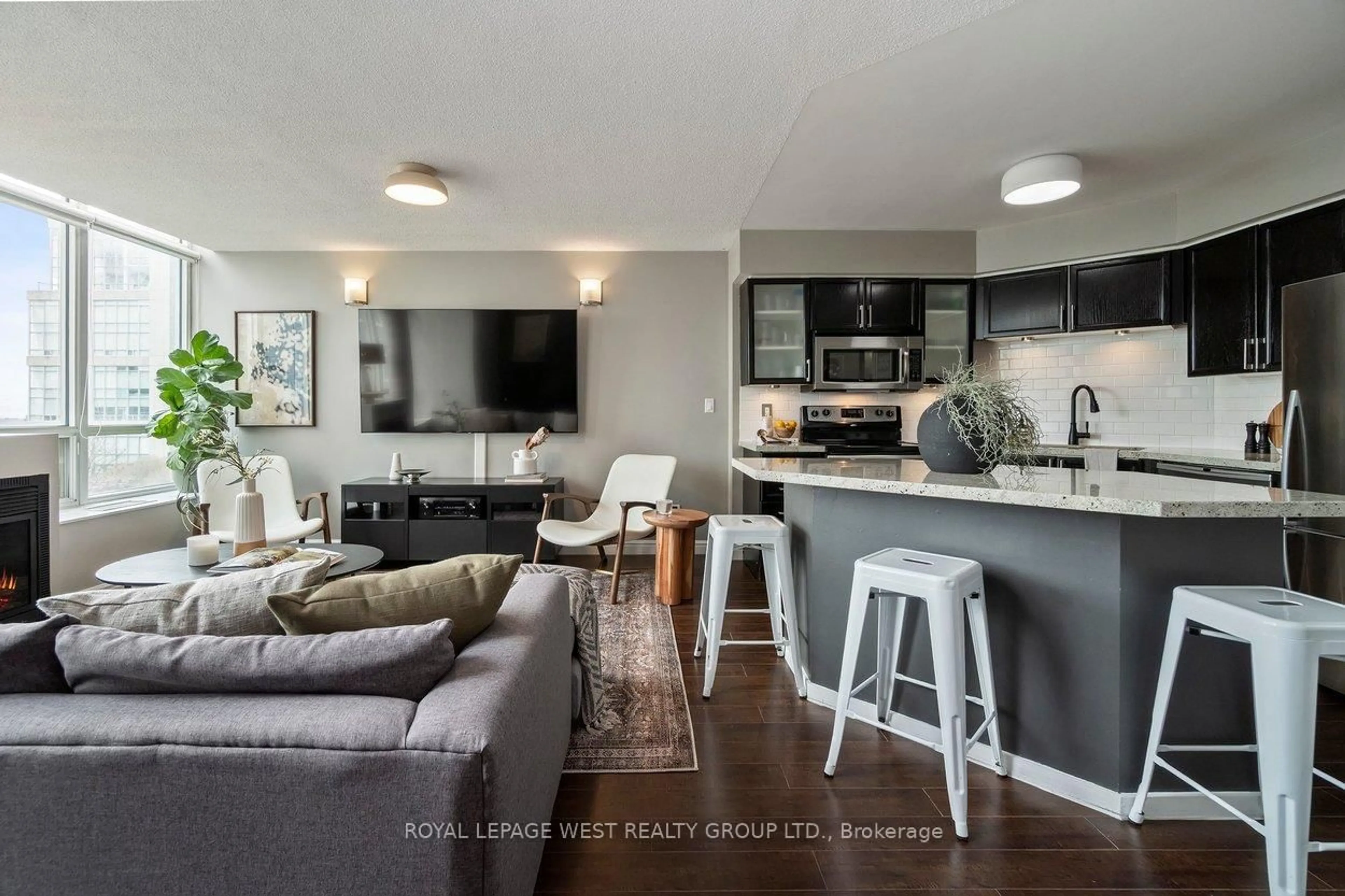 Open concept kitchen, unknown for 250 Manitoba St #630, Toronto Ontario M8Y 4G8