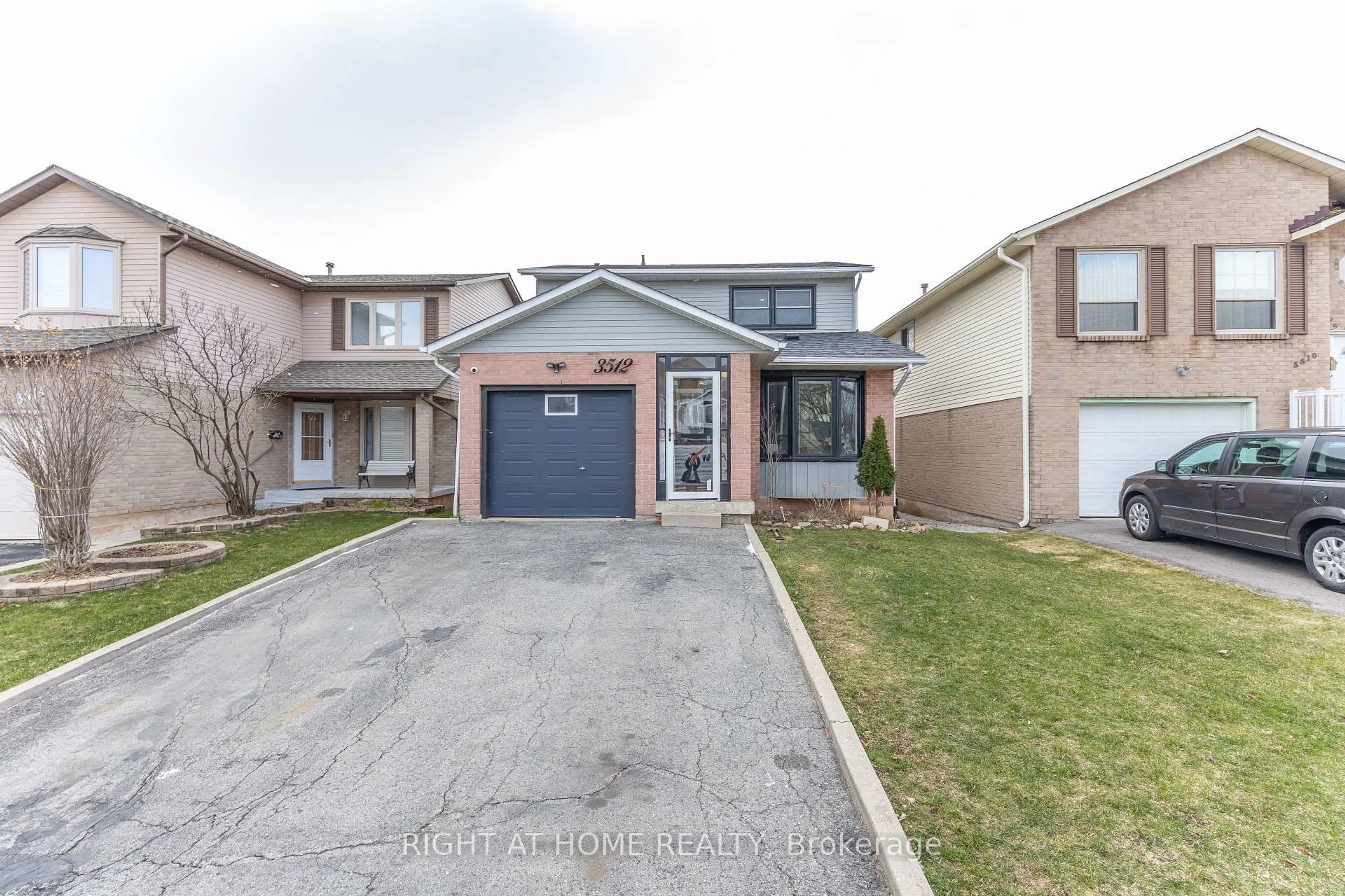 Home with brick exterior material, street for 3512 Toffee St, Burlington Ontario L7M 3G3