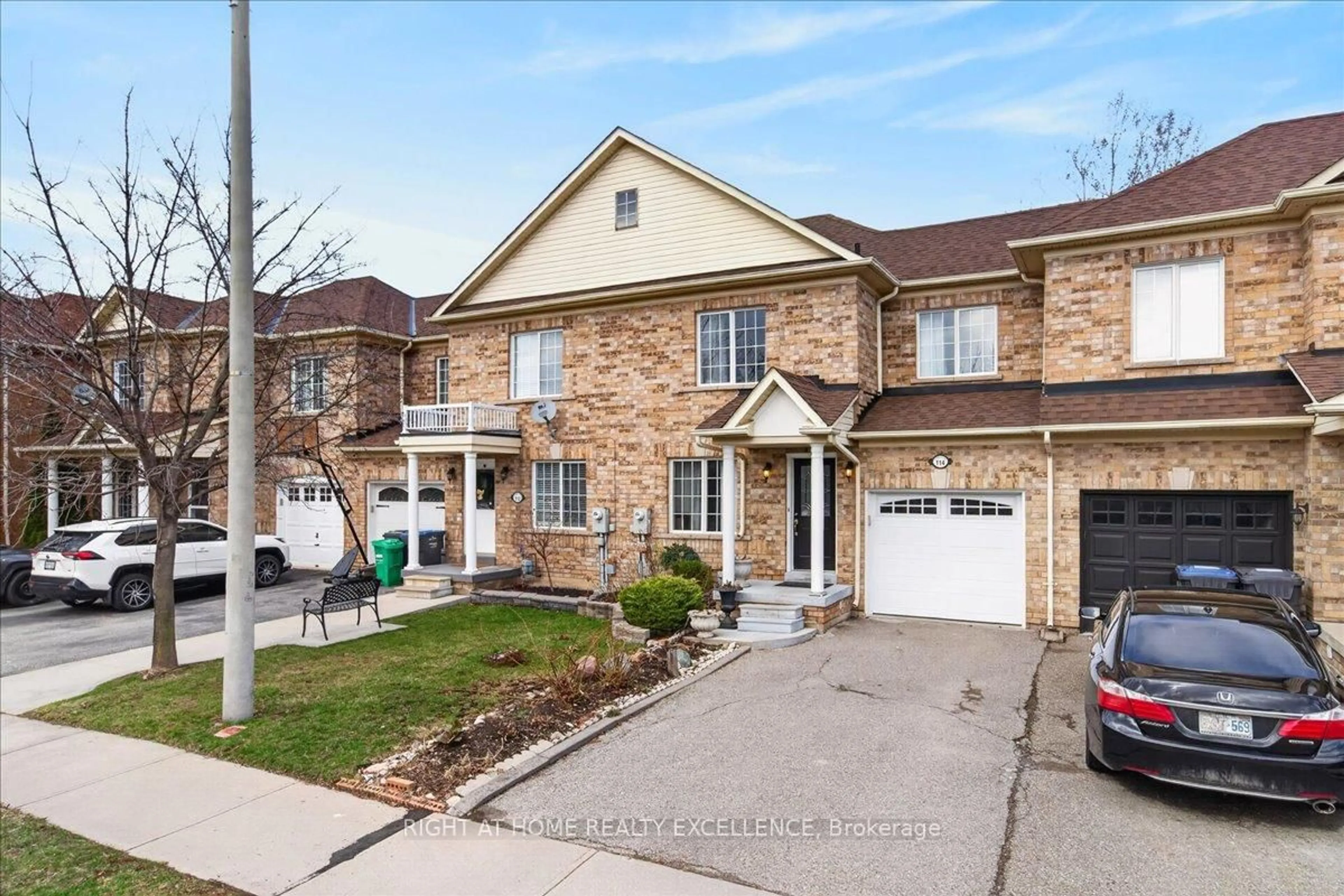 Home with brick exterior material, street for 114 Tianalee Cres, Brampton Ontario L7A 2K8