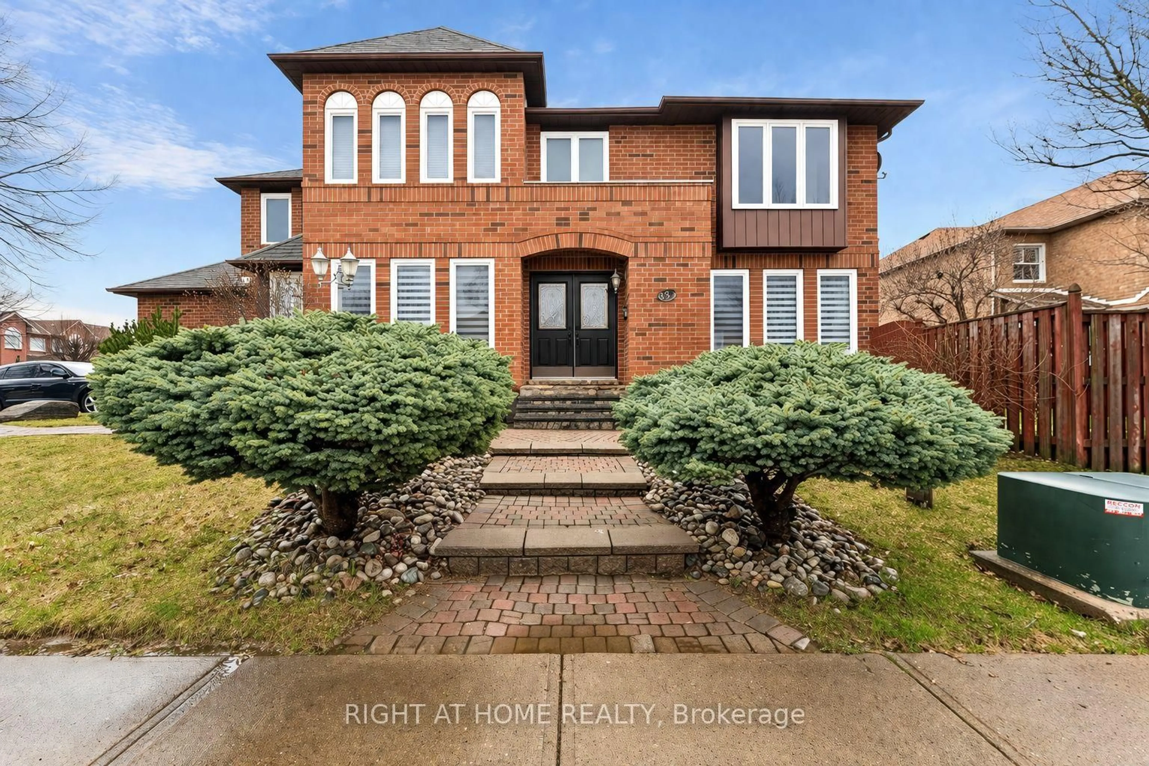 Home with brick exterior material, street for 39 Banner Rd, Brampton Ontario L6X 4K8