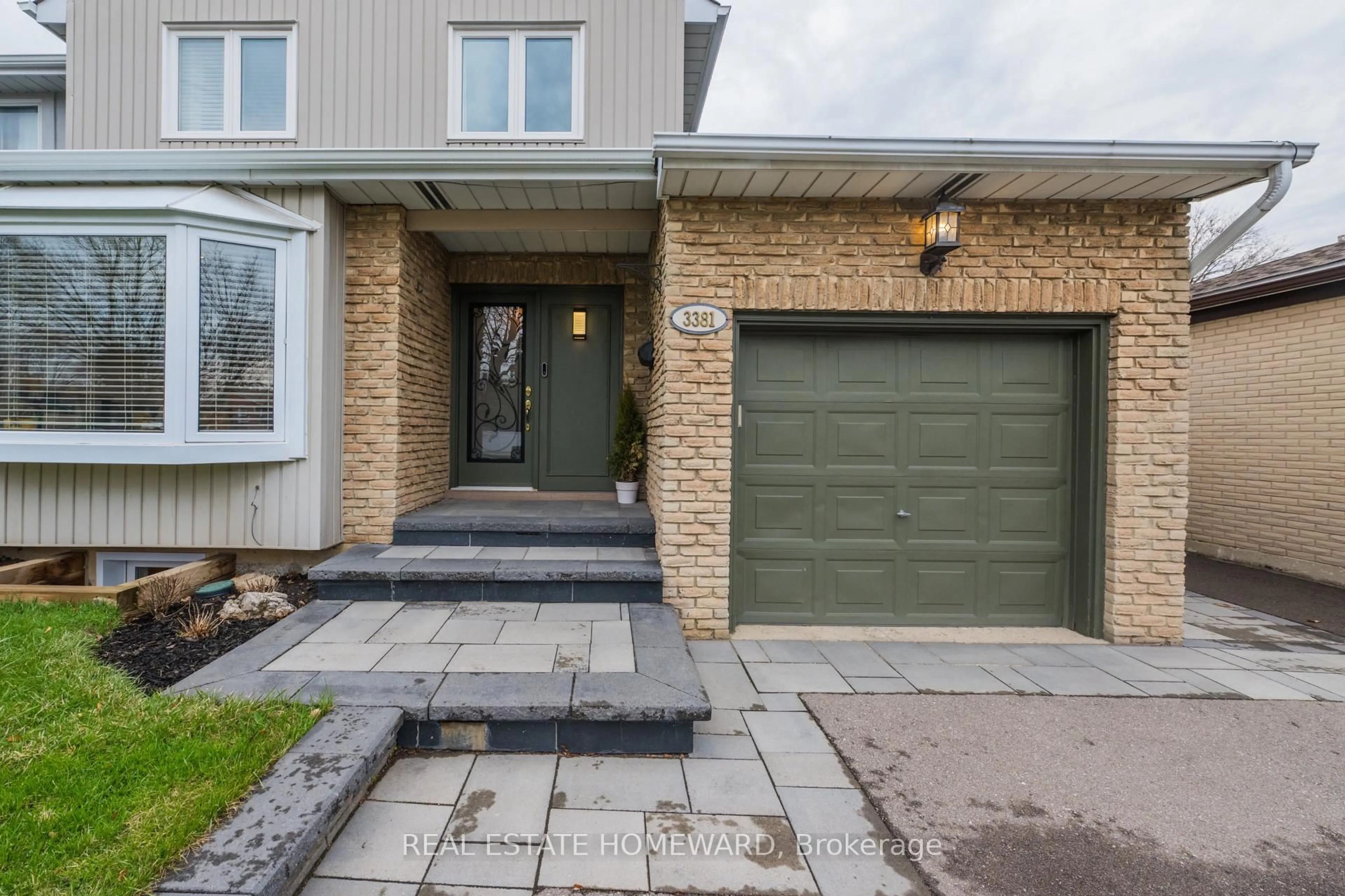 Home with brick exterior material, street for 3381 Masthead Cres, Mississauga Ontario L5L 1G9