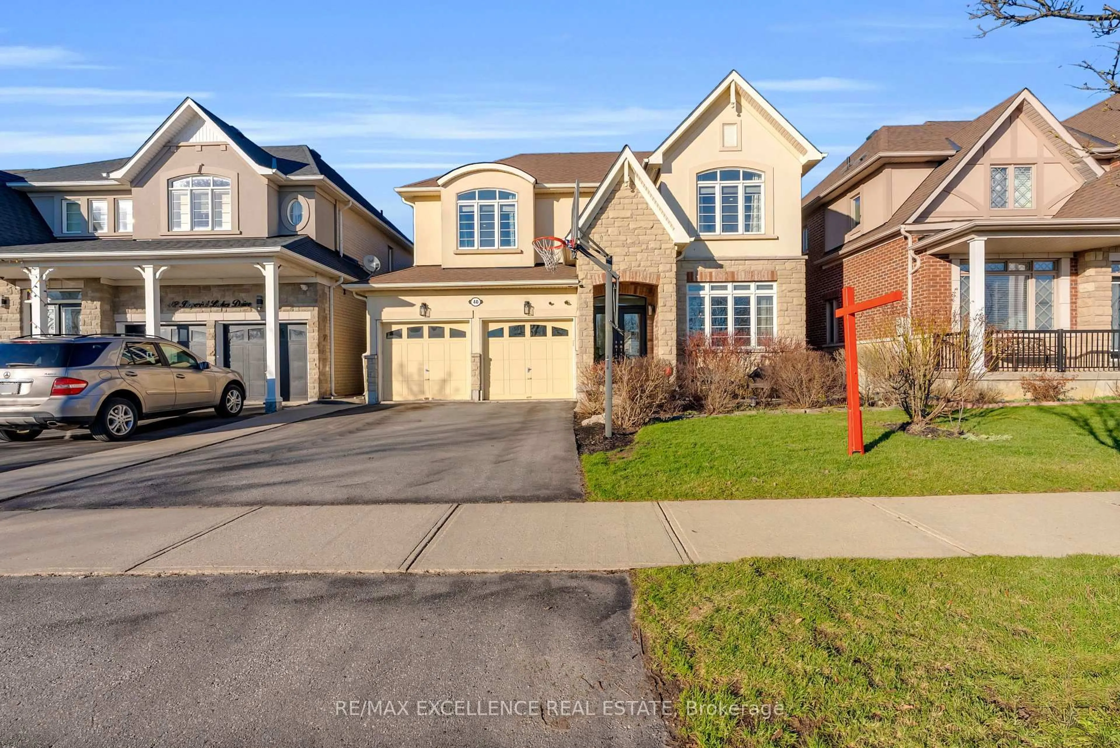 Home with brick exterior material, street for 40 Imperial Lakes Dr, Brampton Ontario L6P 2V3