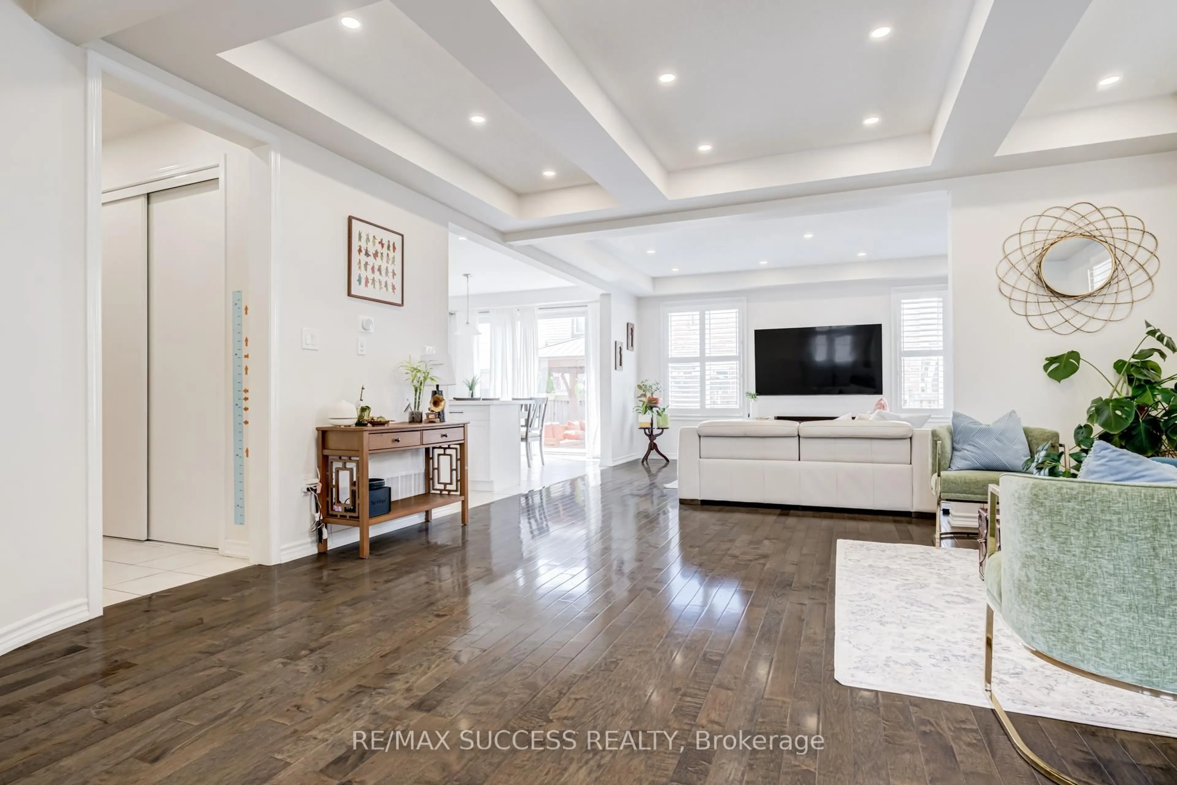 Unknown for 91 Tysonville Circ, Brampton Ontario L7A 4B2