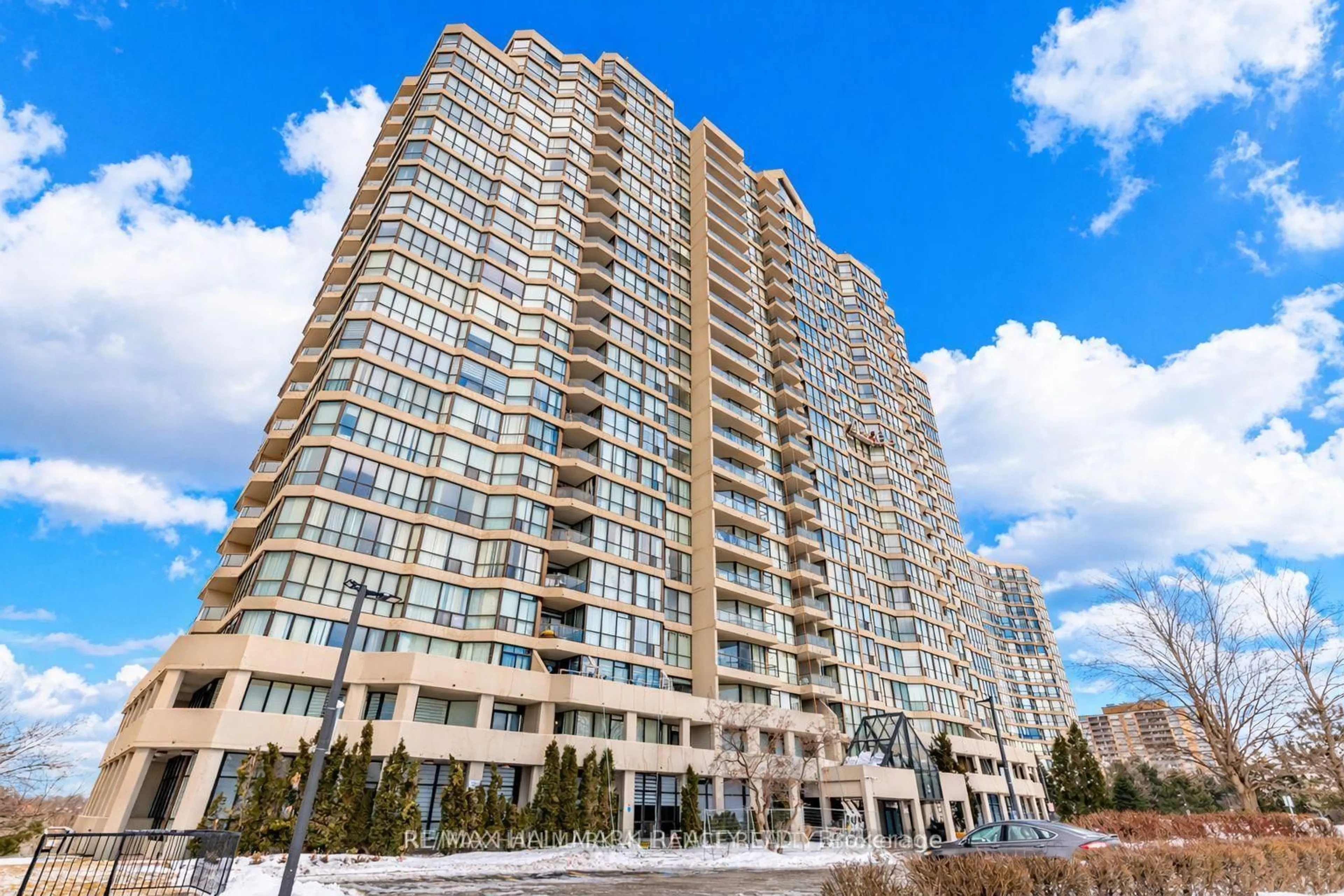 Patio, building for 3 Rowntree Rd #707, Toronto Ontario M9V 5G8