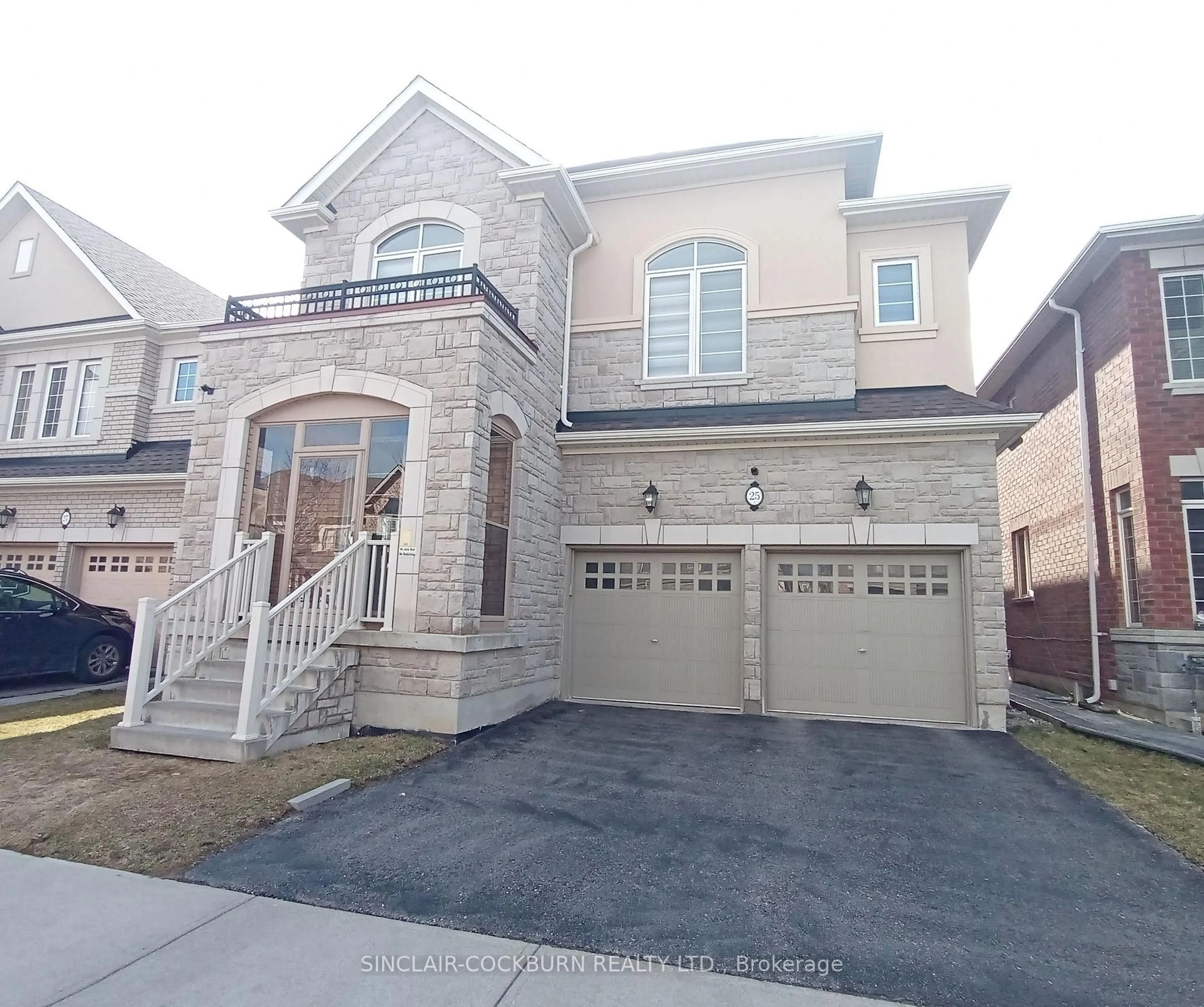 Home with brick exterior material, street for 25 Fann Dr, Brampton Ontario L7A 4L4