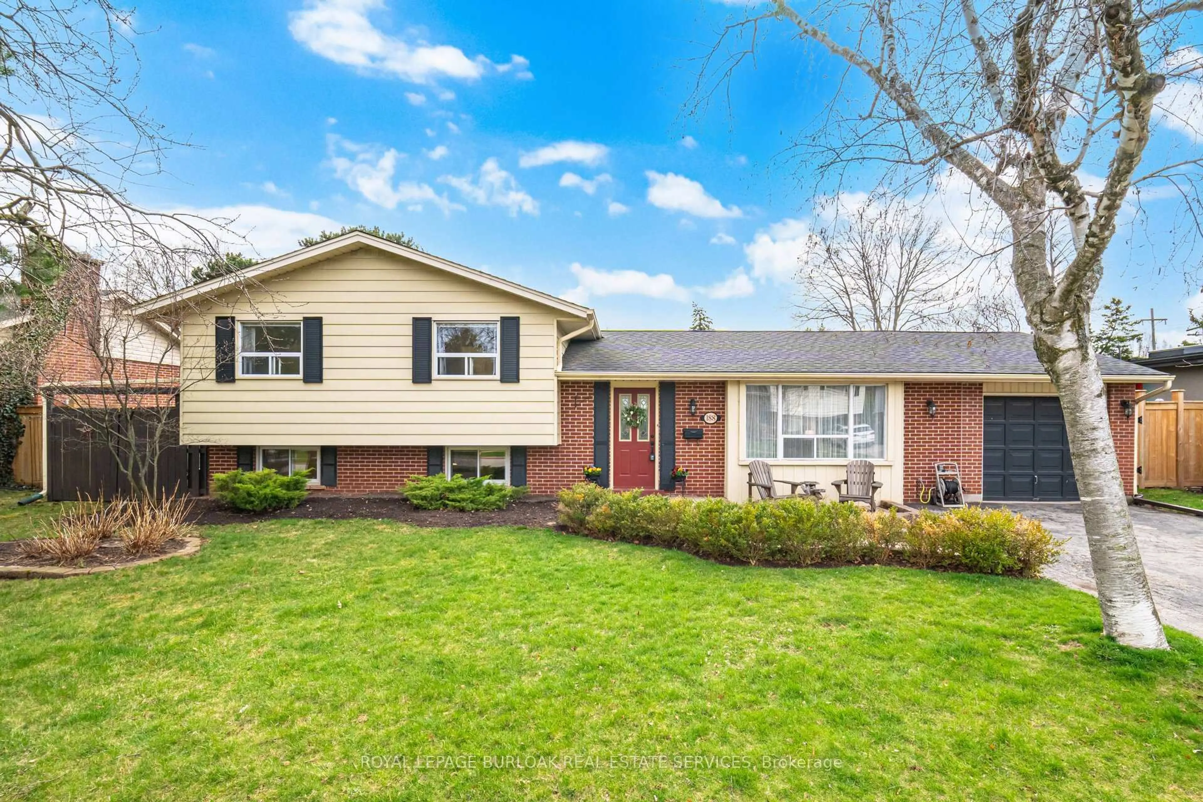 Home with brick exterior material, street for 188 White Pines Dr, Burlington Ontario L7L 4E4