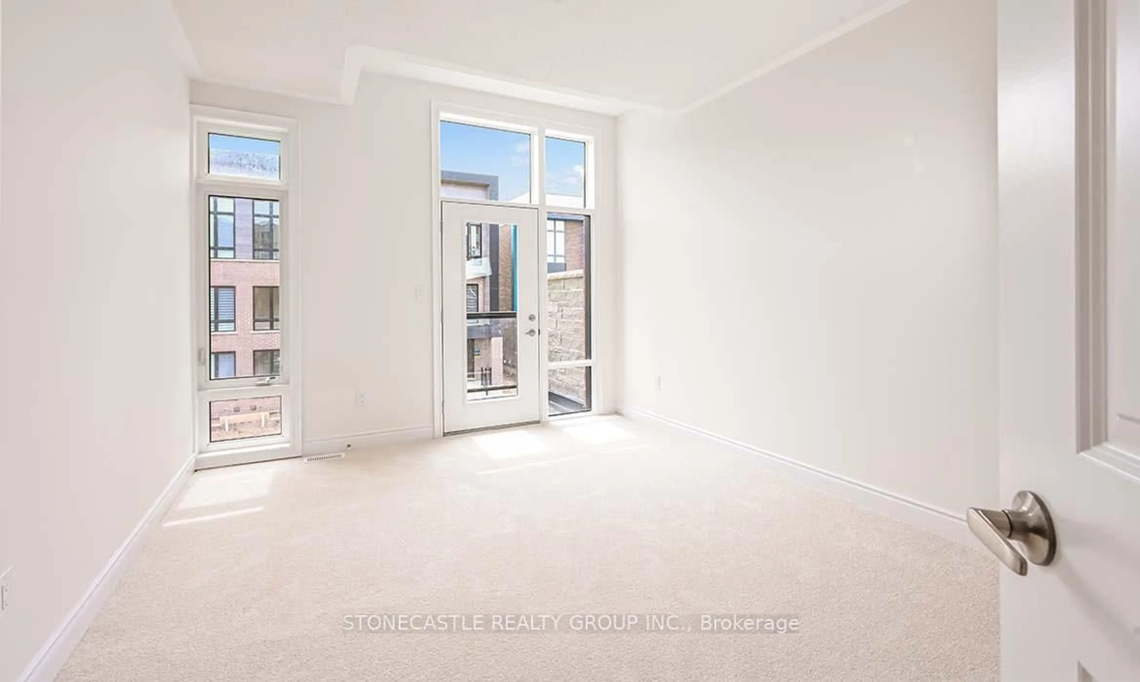 A pic of a room for 3049 Perkins Way, Oakville Ontario L6H 7Y6