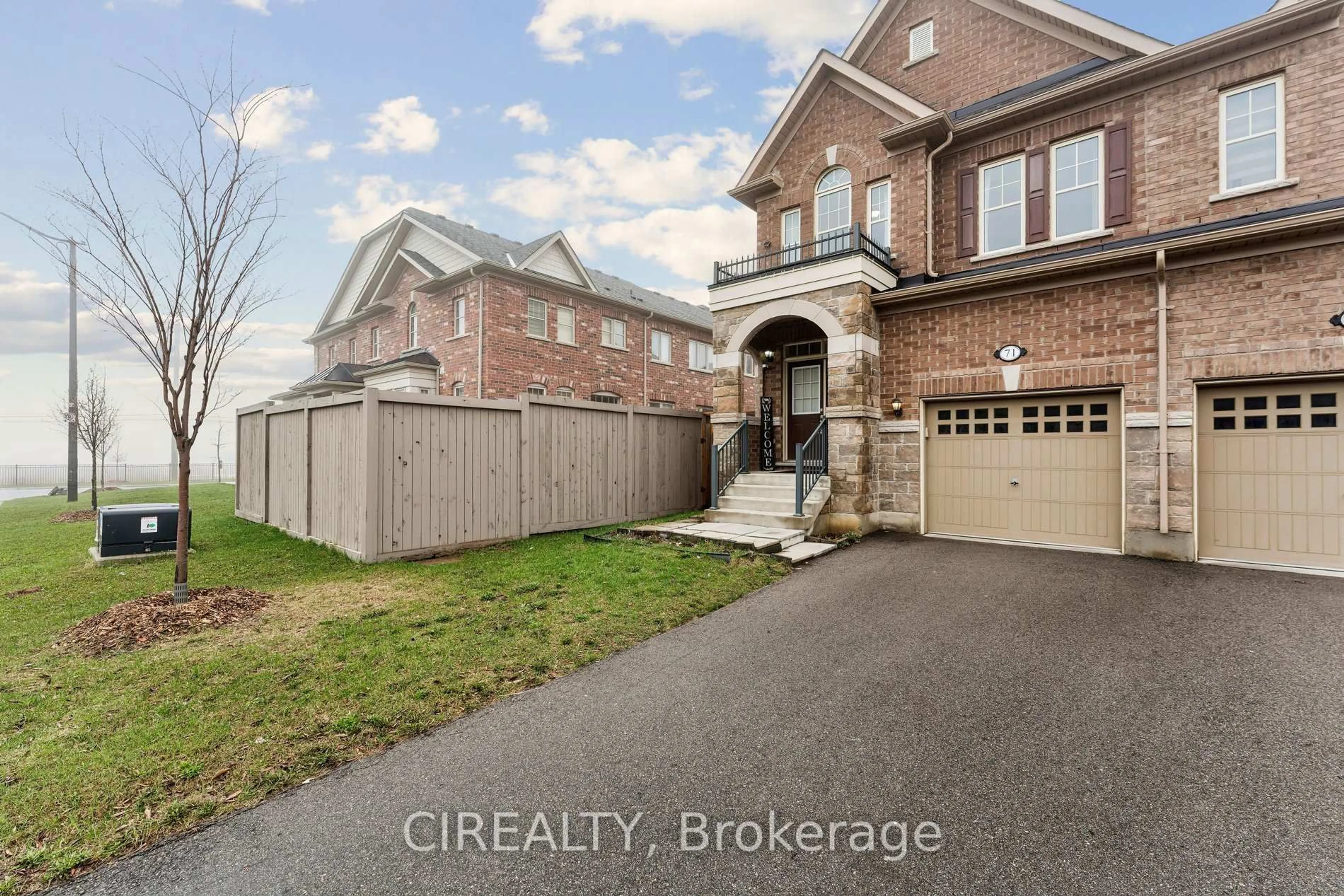 A pic from outside/outdoor area/front of a property/back of a property/a pic from drone, street for 71 Finegan Circ, Brampton Ontario L7A 4Z8