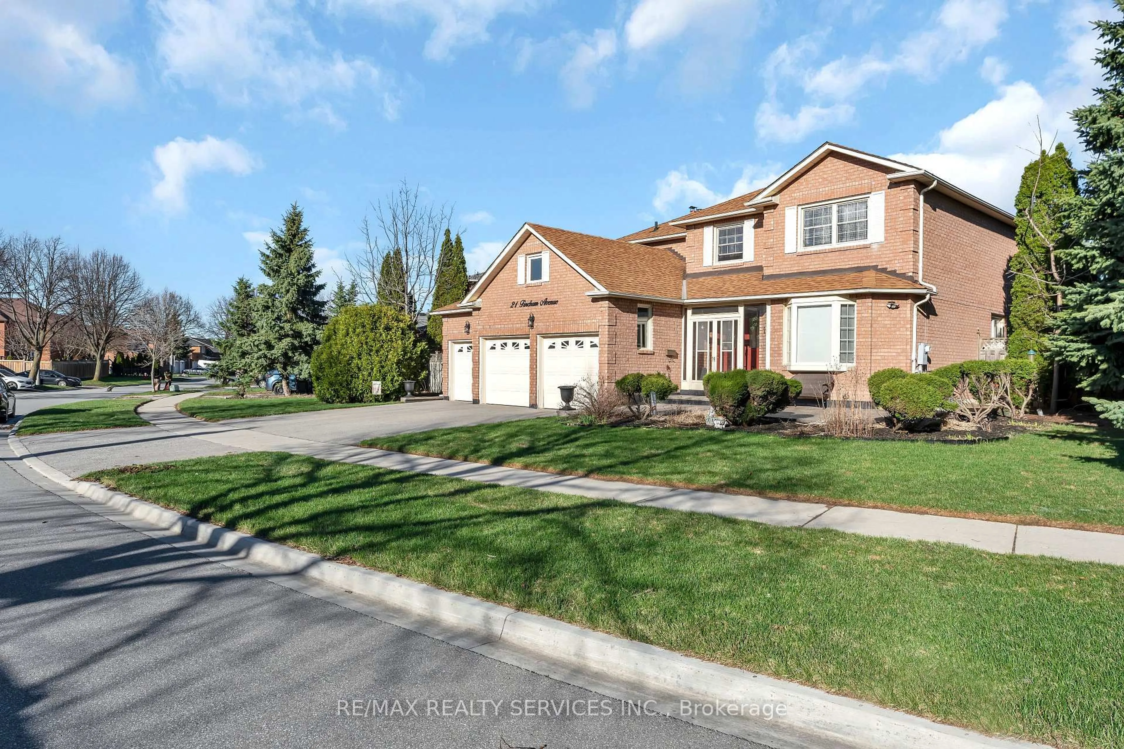 Home with brick exterior material, street for 21 Fincham Ave, Brampton Ontario L6X 3V2