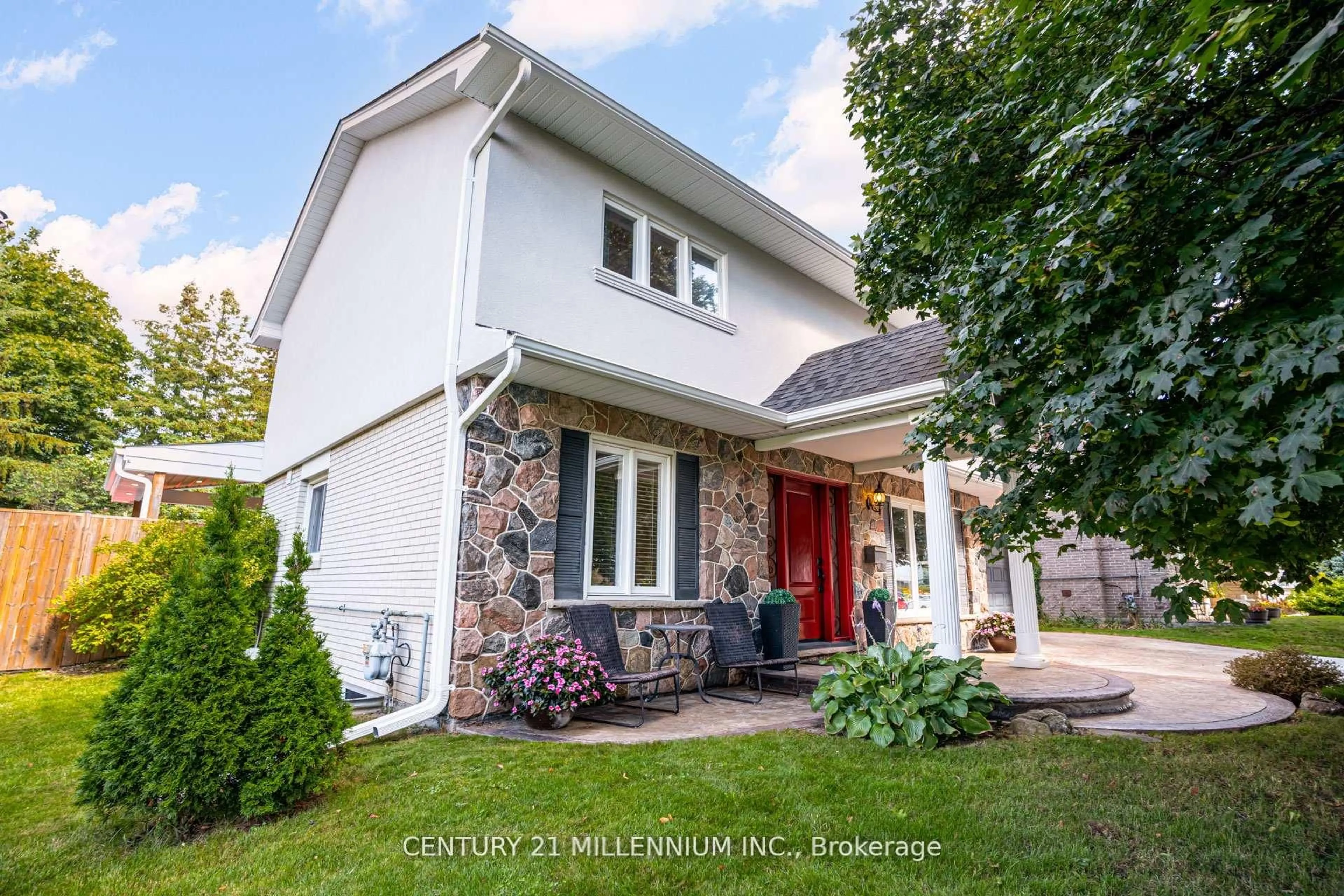 Home with brick exterior material, street for 14 Greystone Cres, Brampton Ontario L6Y 2B3