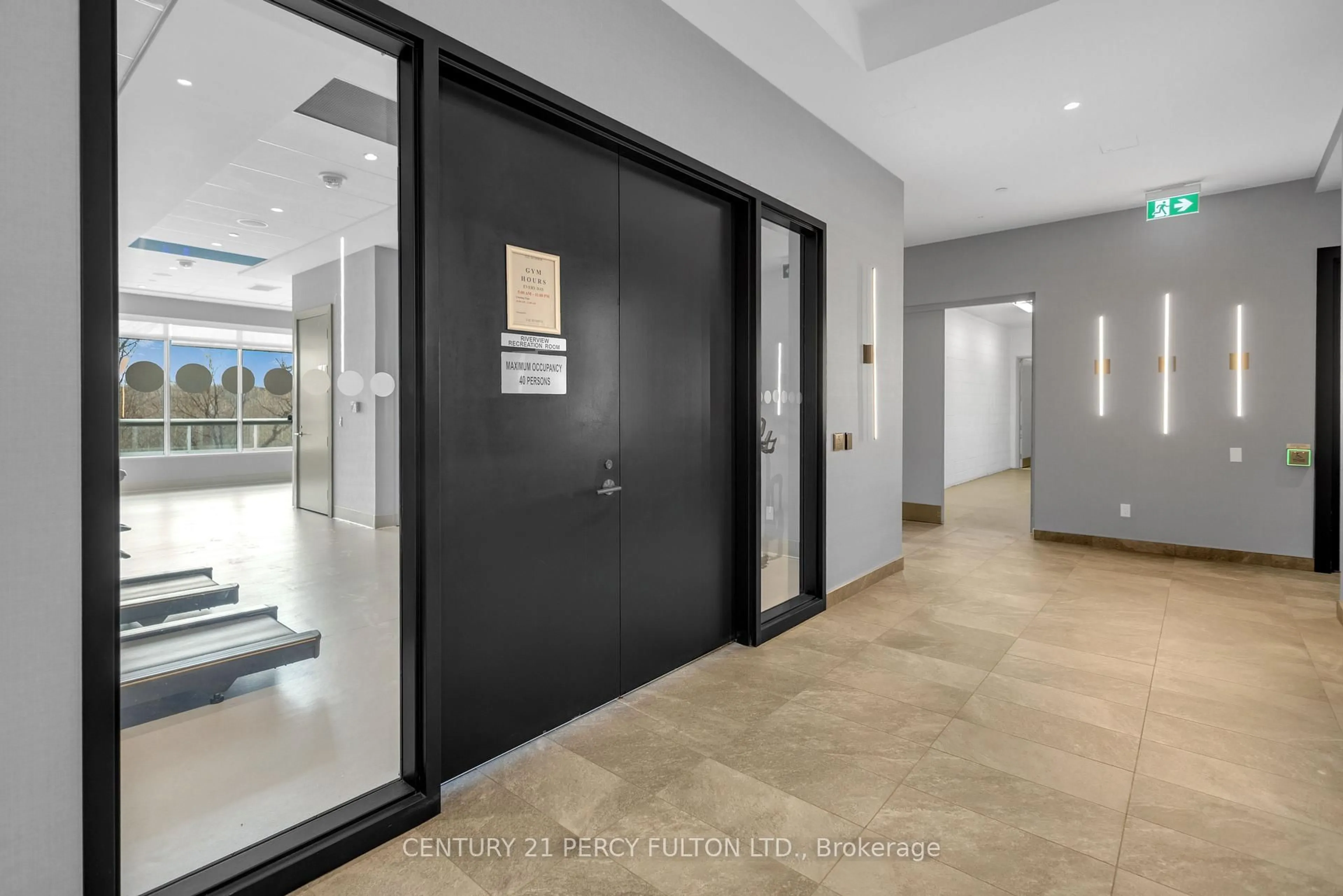 Indoor foyer for 10 Wilby Cres #1704, Toronto Ontario M9N 1E5