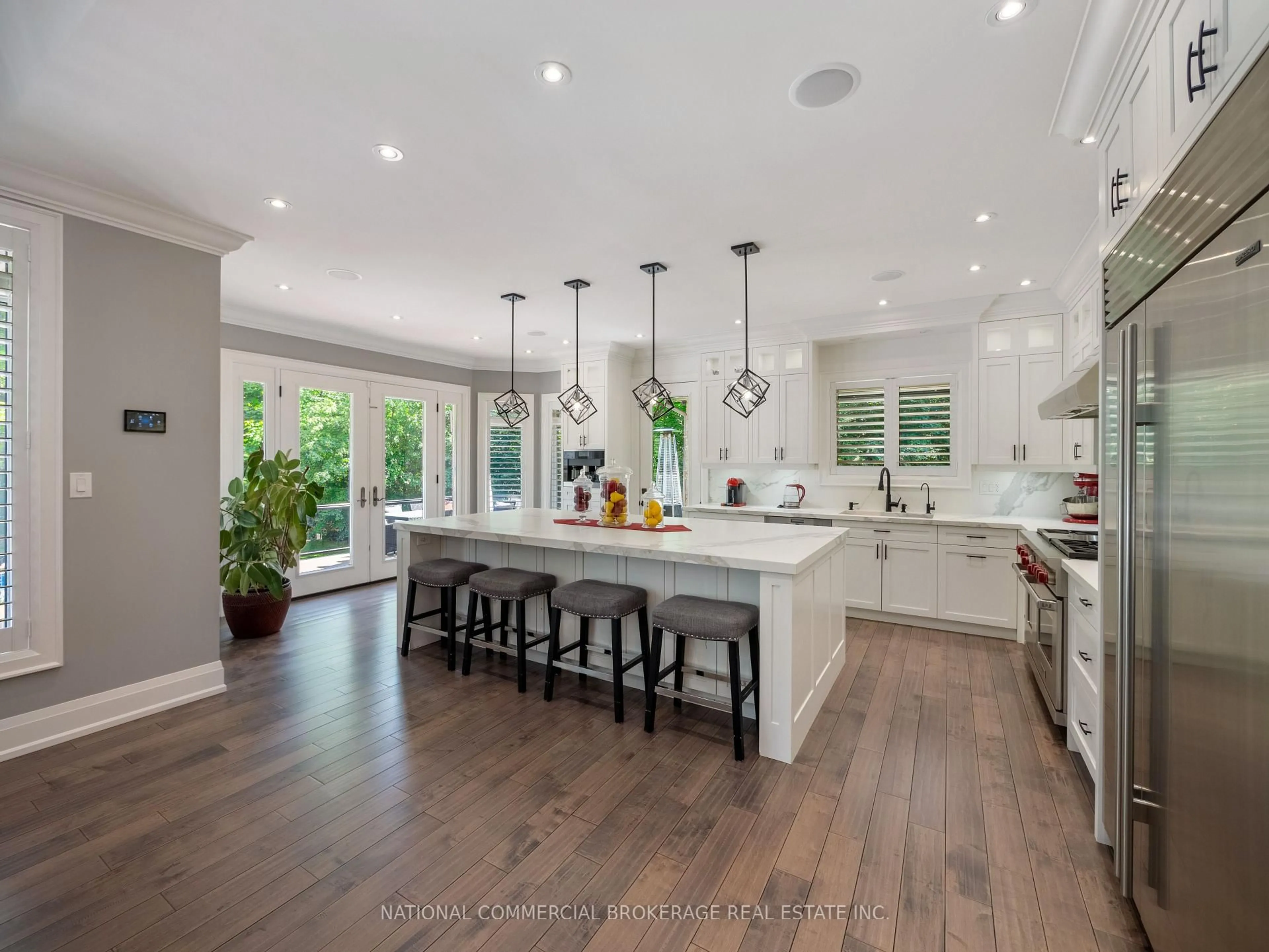 Open concept kitchen, unknown for 10088 Old Pine Crest Rd, Halton Hills Ontario L0P 0A2