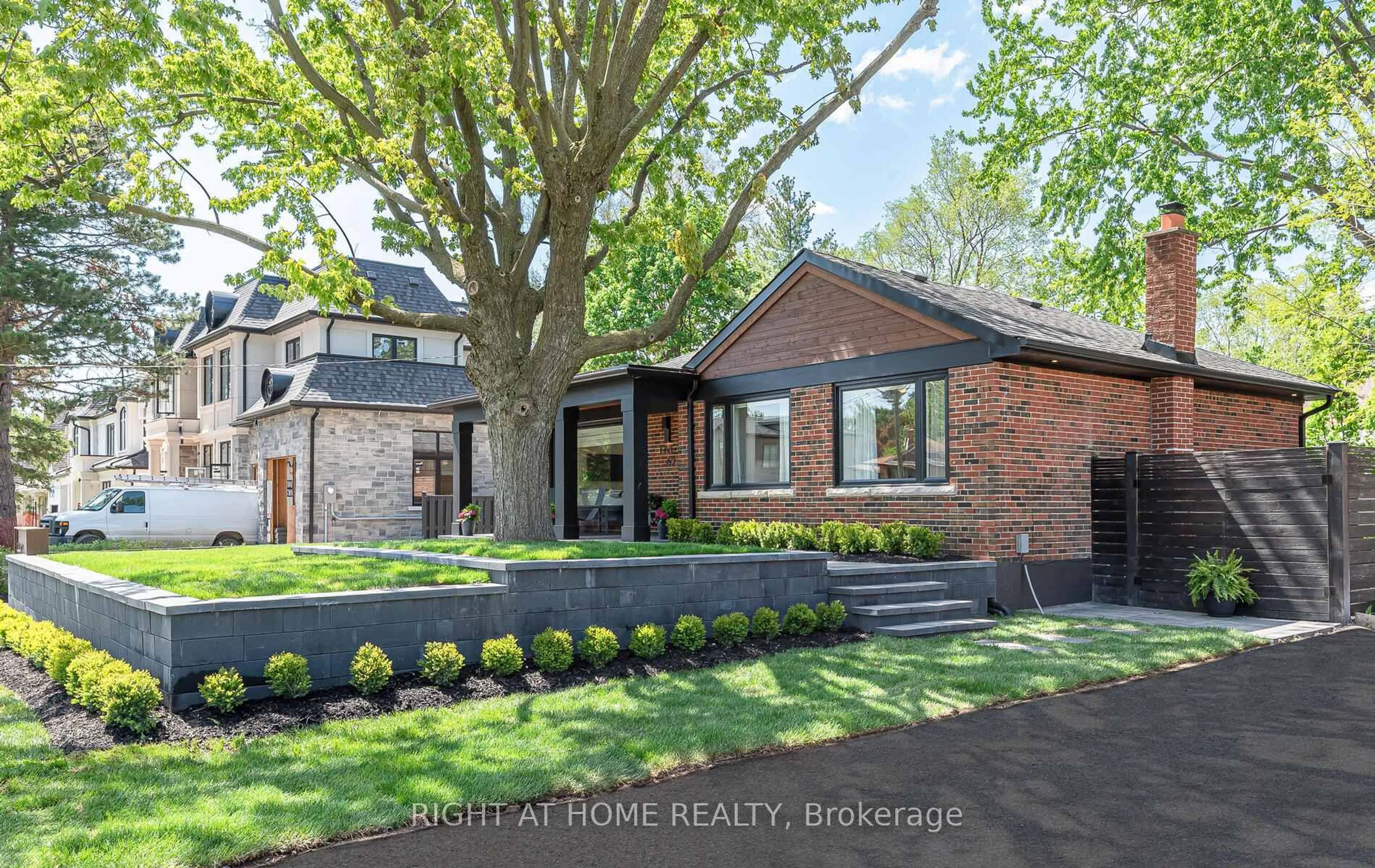 Home with brick exterior material, street for 562 Weir Ave, Oakville Ontario L6L 4X4