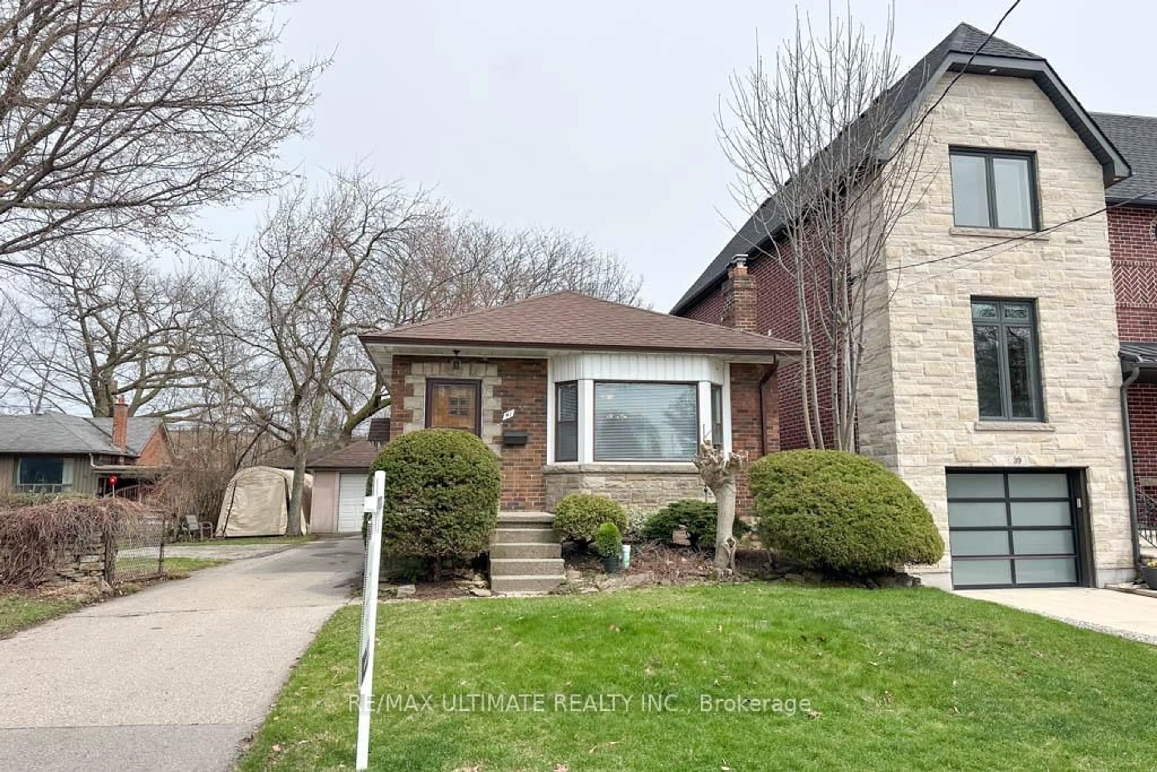 Home with brick exterior material, street for 41 Thirty Third St, Toronto Ontario M8W 3H2