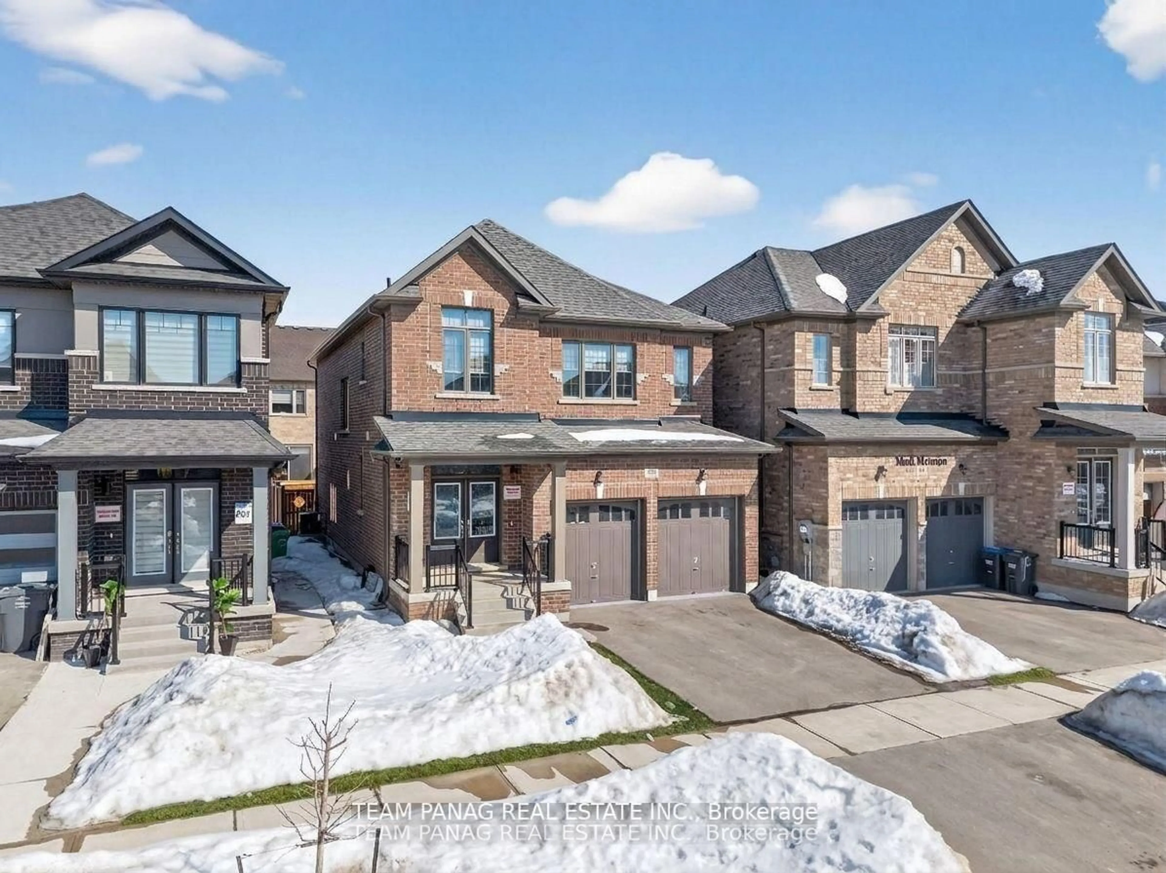 Home with brick exterior material, street for 119 Petch Ave, Caledon Ontario L7C 1Z9