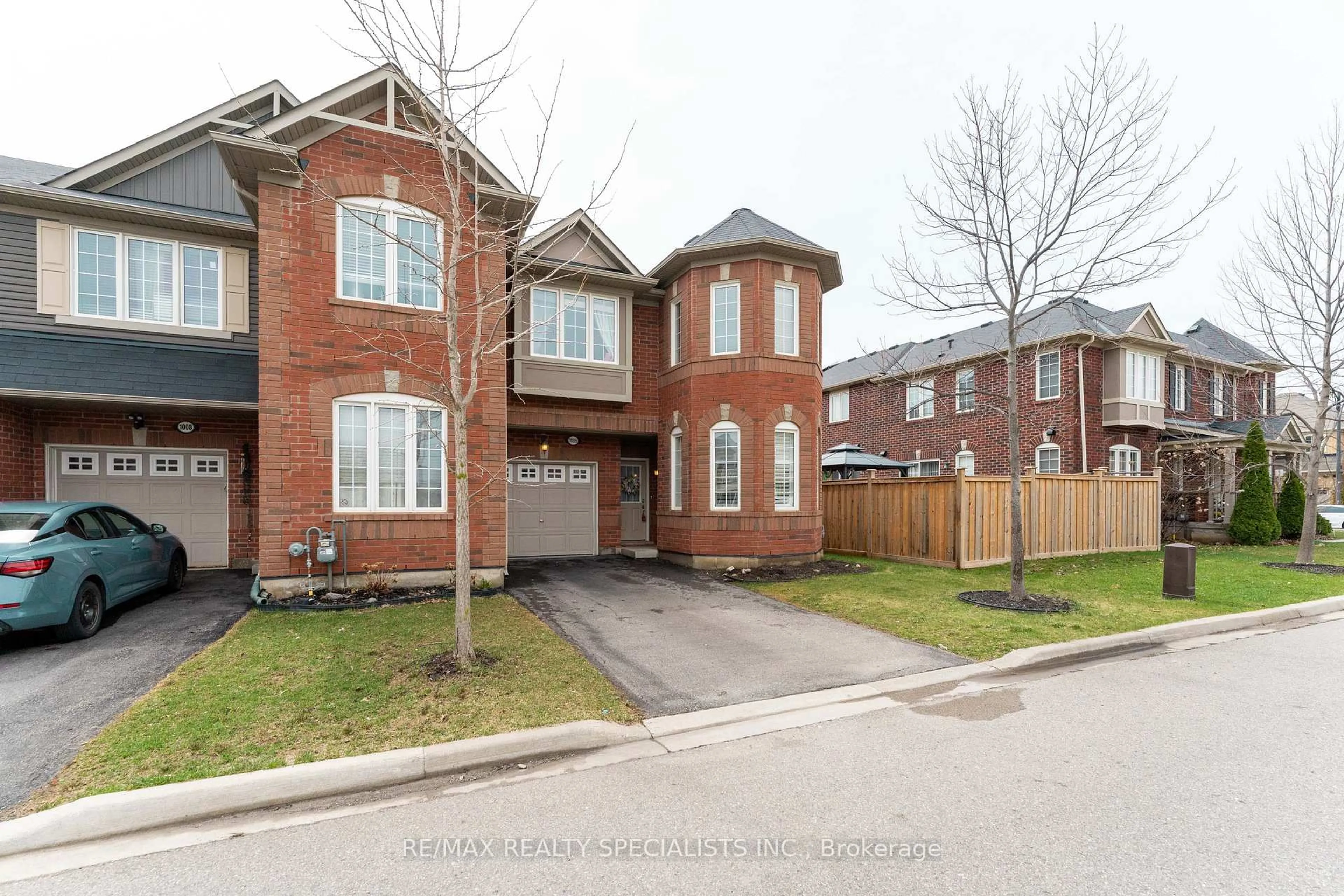 Home with brick exterior material, street for 1006 Stemman Pl, Milton Ontario L9T 8H5