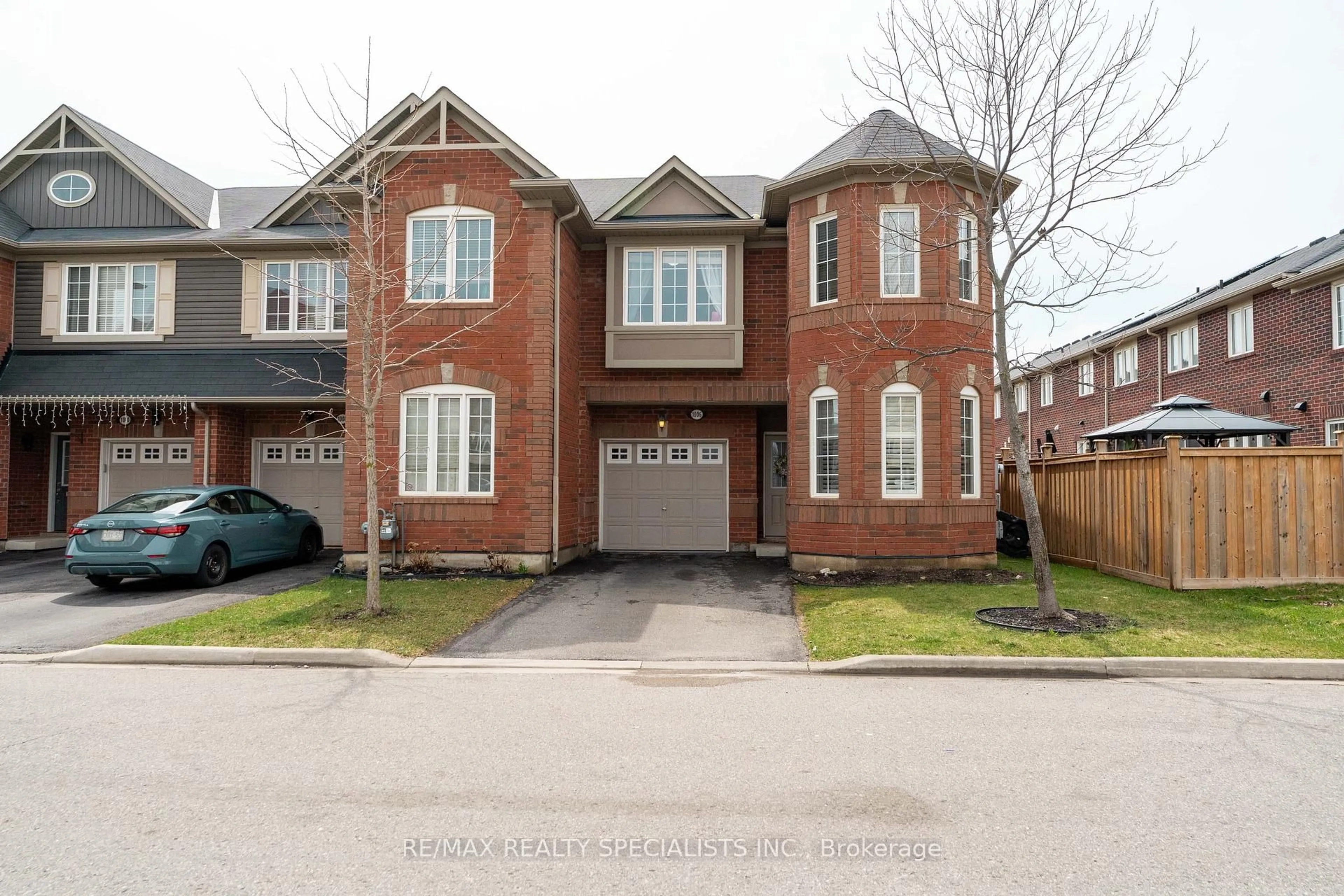 Home with brick exterior material, street for 1006 Stemman Pl, Milton Ontario L9T 8H5