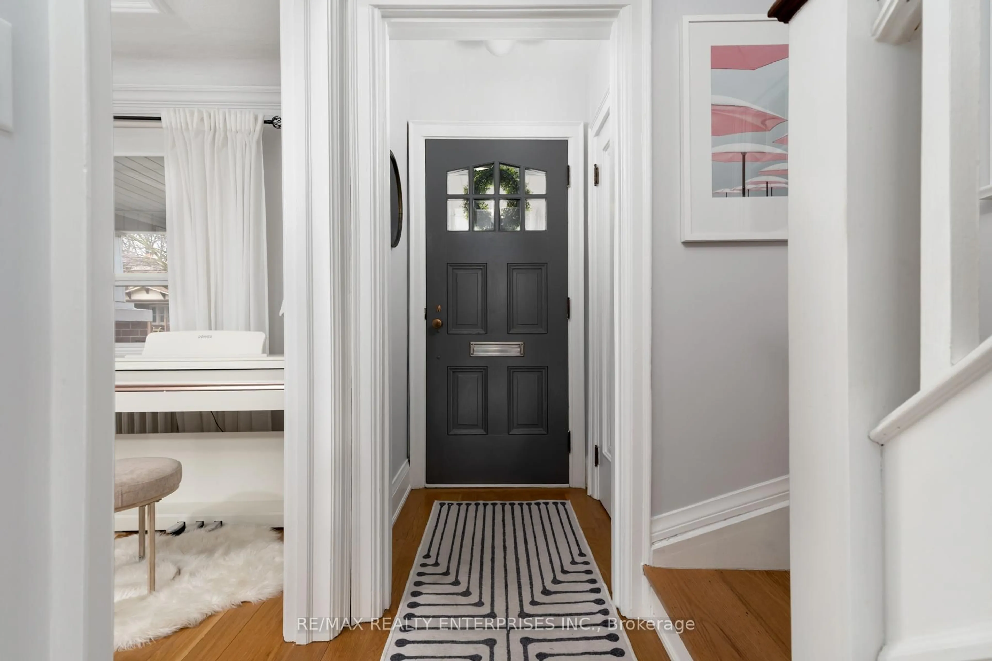 Indoor entryway for 14 Third St, Toronto Ontario M8V 2X6