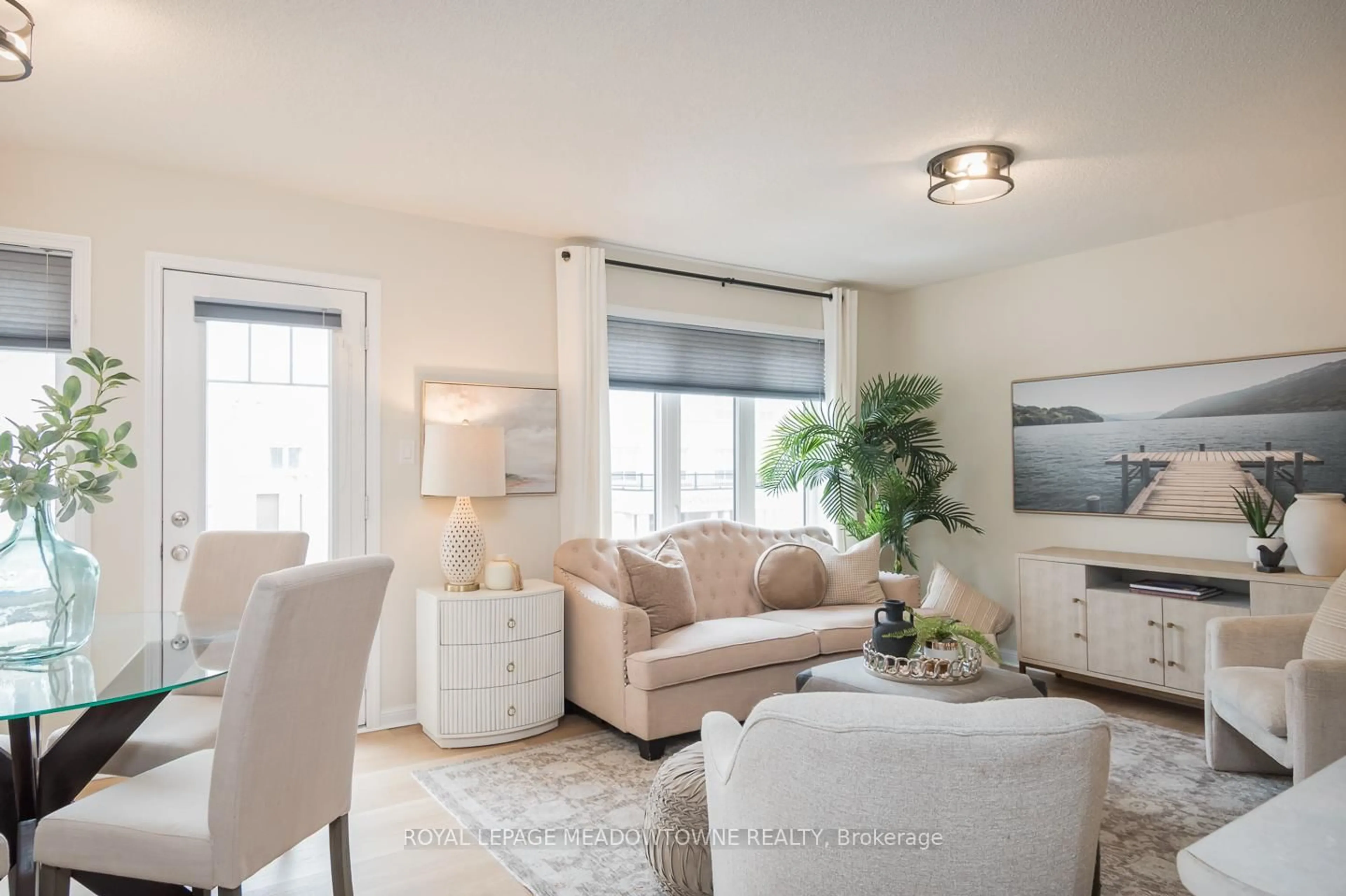 Living room with furniture, unknown for 1025 Nadalin Hts #12, Milton Ontario L9T 8R3