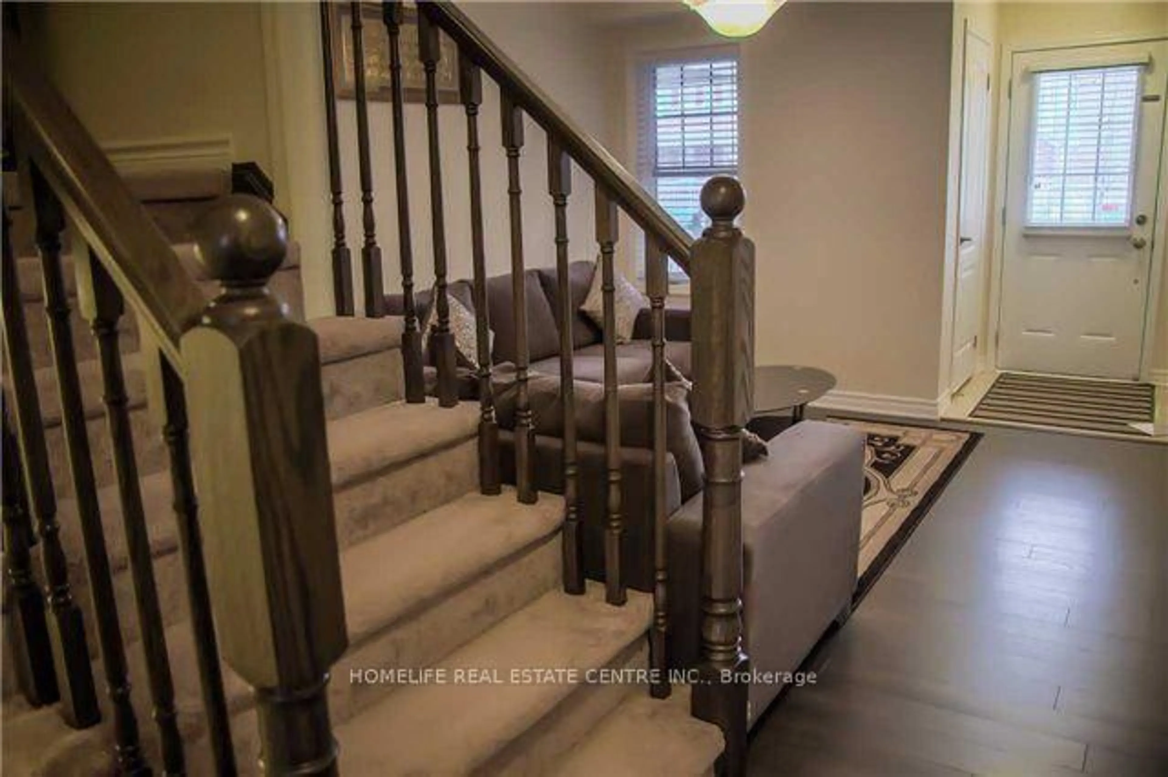Stairs for 45 Lothbury Dr, Brampton Ontario L7A 4G6