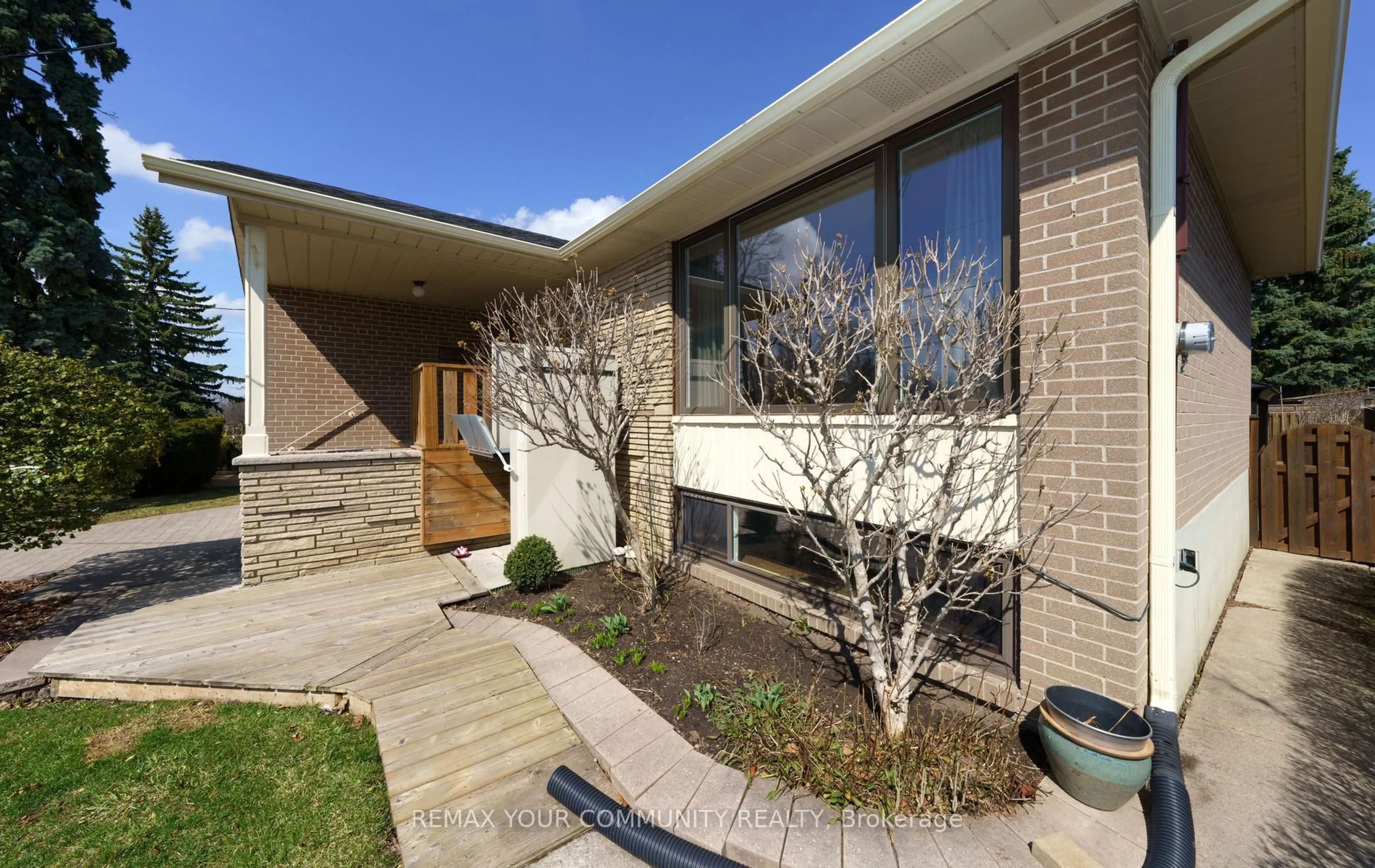 Home with brick exterior material, street for 47 Ollerton Rd, Toronto Ontario M3J 1Y2