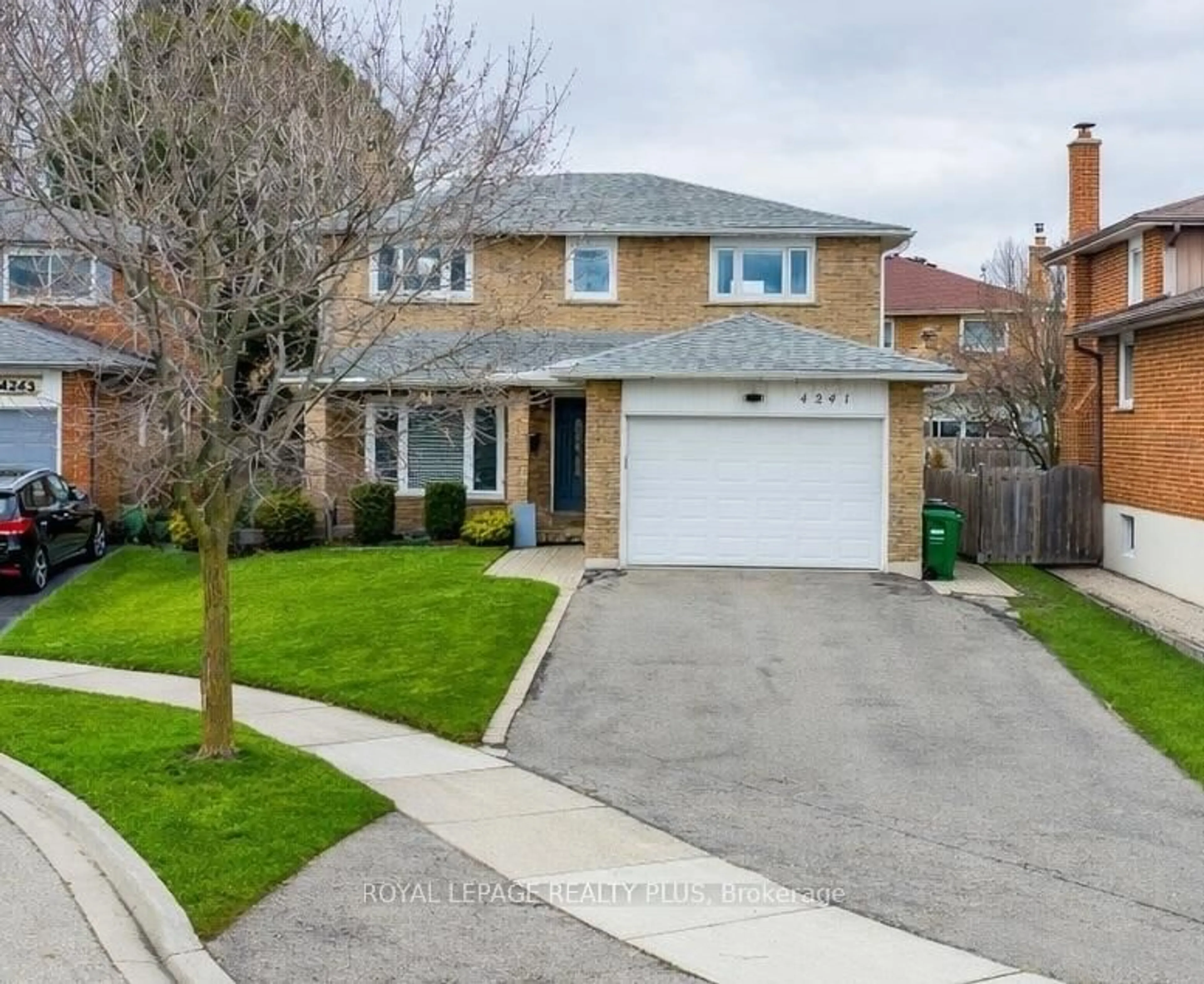 Home with brick exterior material, street for 4241 Anworld Pl, Mississauga Ontario L4W 2W1